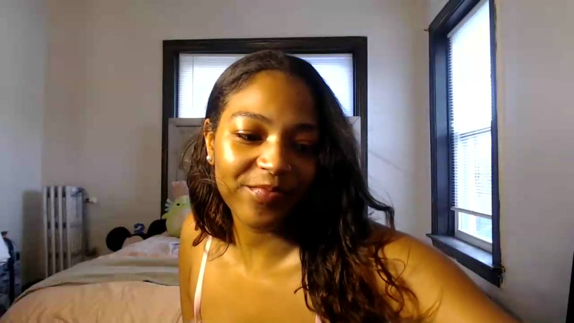 Gallery image thumbnail from itsmickie's myfreecams stream on, 06/26/2026, 19:36 image 3 of 20