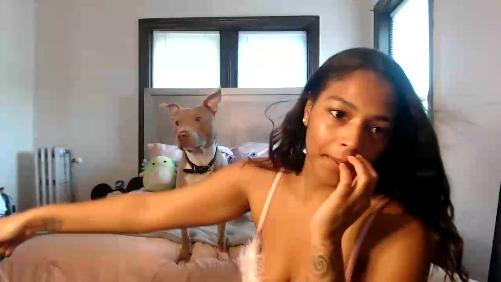 Gallery image thumbnail from itsmickie's myfreecams stream on, 06/26/2026, 20:09 image 17 of 20