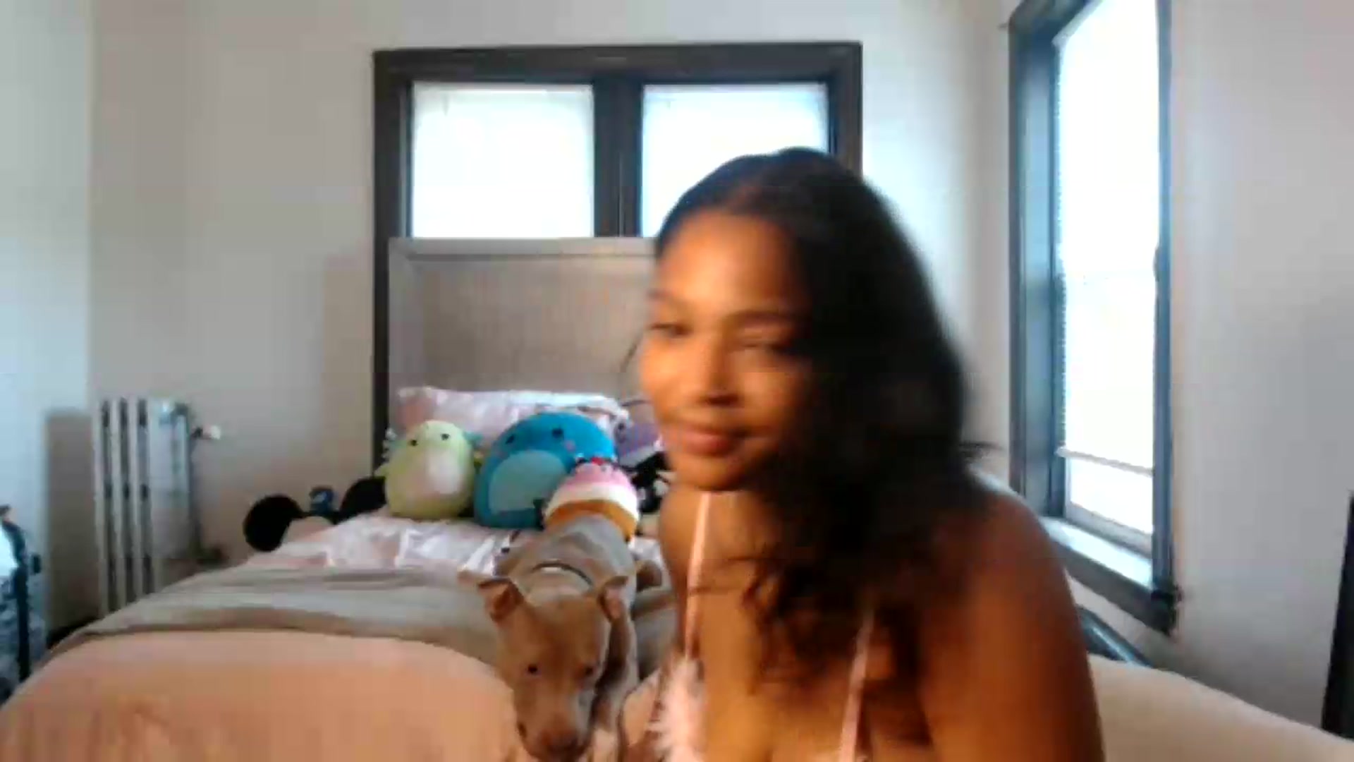 Gallery image thumbnail from itsmickie's myfreecams stream on, 06/26/2026, 20:09 image 13 of 20