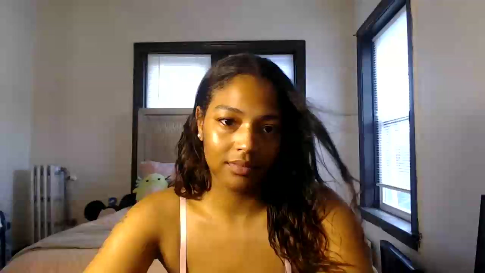 Gallery image thumbnail from itsmickie's myfreecams stream on, 06/26/2026, 21:29 image 1 of 20