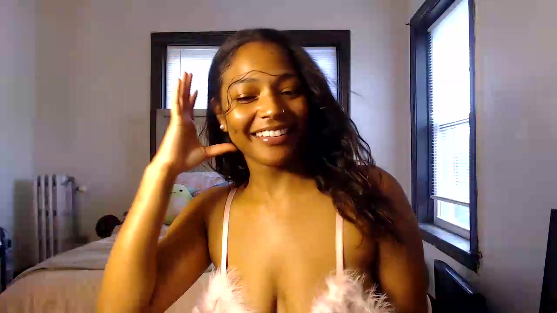 Gallery image thumbnail from itsmickie's myfreecams stream on, 06/26/2026, 21:29 image 11 of 20