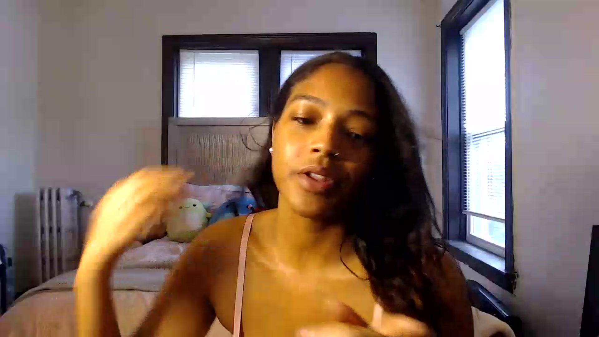 Gallery image thumbnail from itsmickie's myfreecams stream on, 06/26/2026, 21:29 image 14 of 20