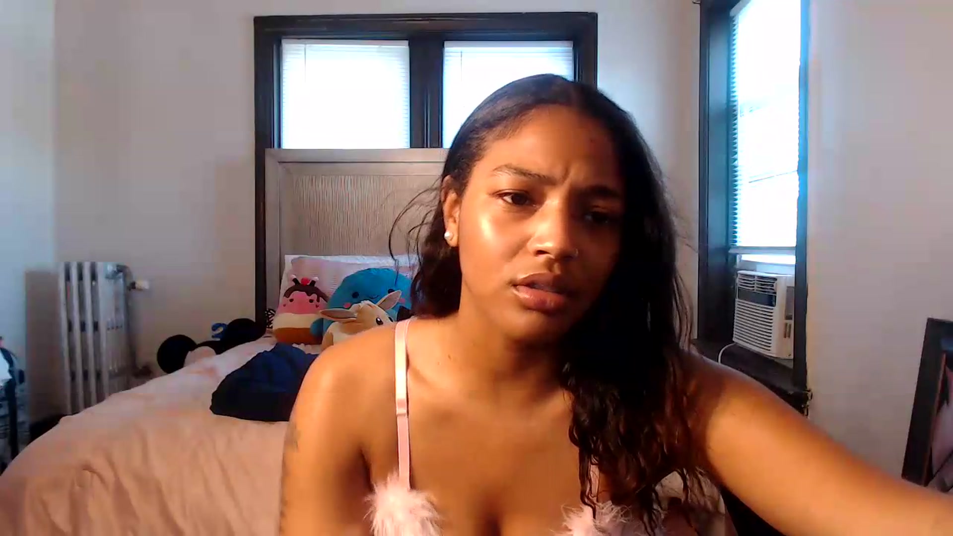 Gallery image thumbnail from itsmickie's myfreecams stream on, 06/30/2026, 20:31 image 10 of 20