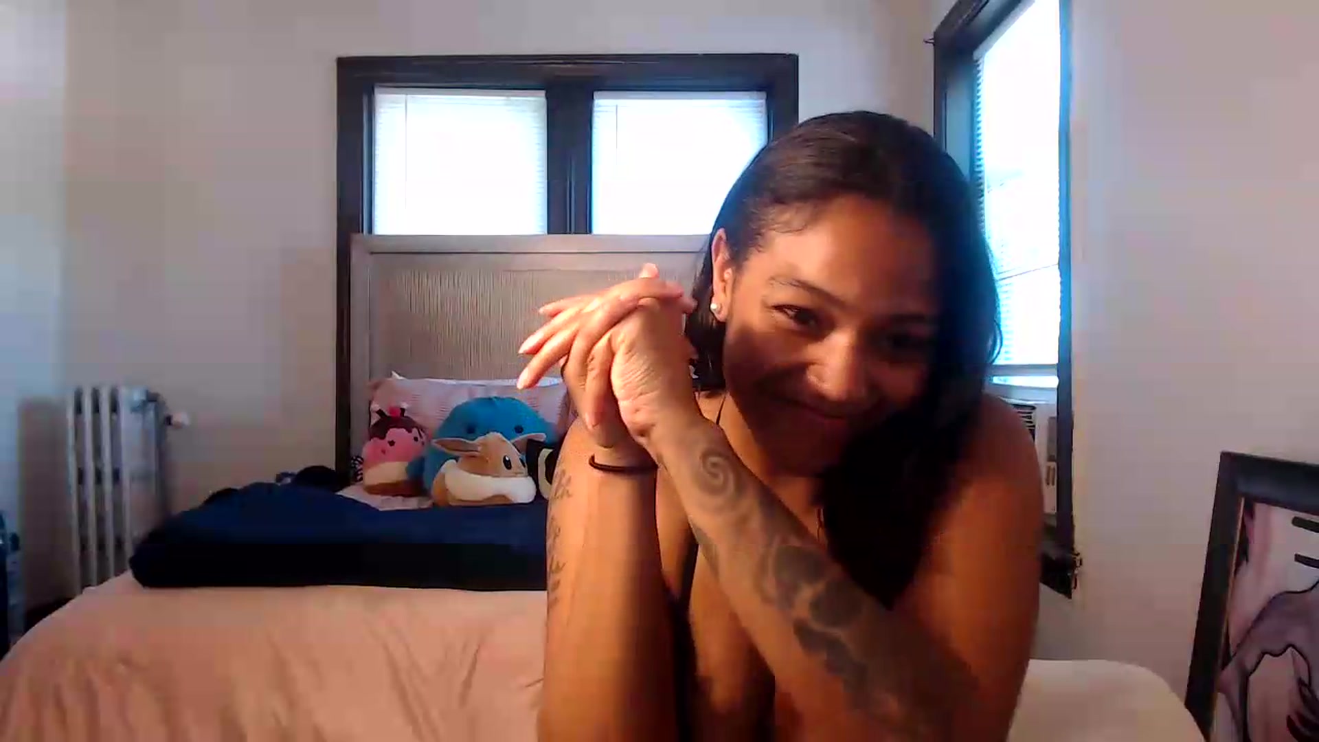 Gallery image thumbnail from itsmickie's myfreecams stream on, 07/01/2026, 19:58 image 10 of 20