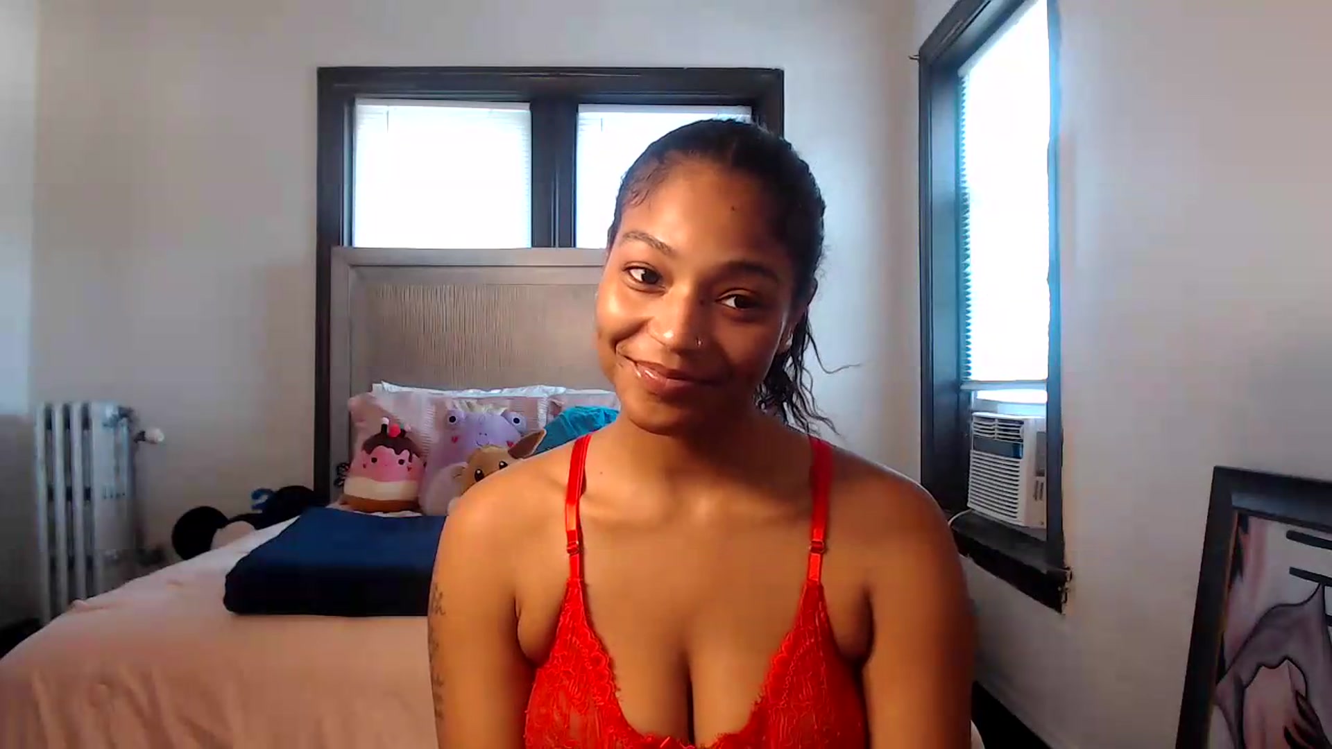 Gallery image thumbnail from itsmickie's myfreecams stream on, 07/03/2026, 18:03 image 18 of 20