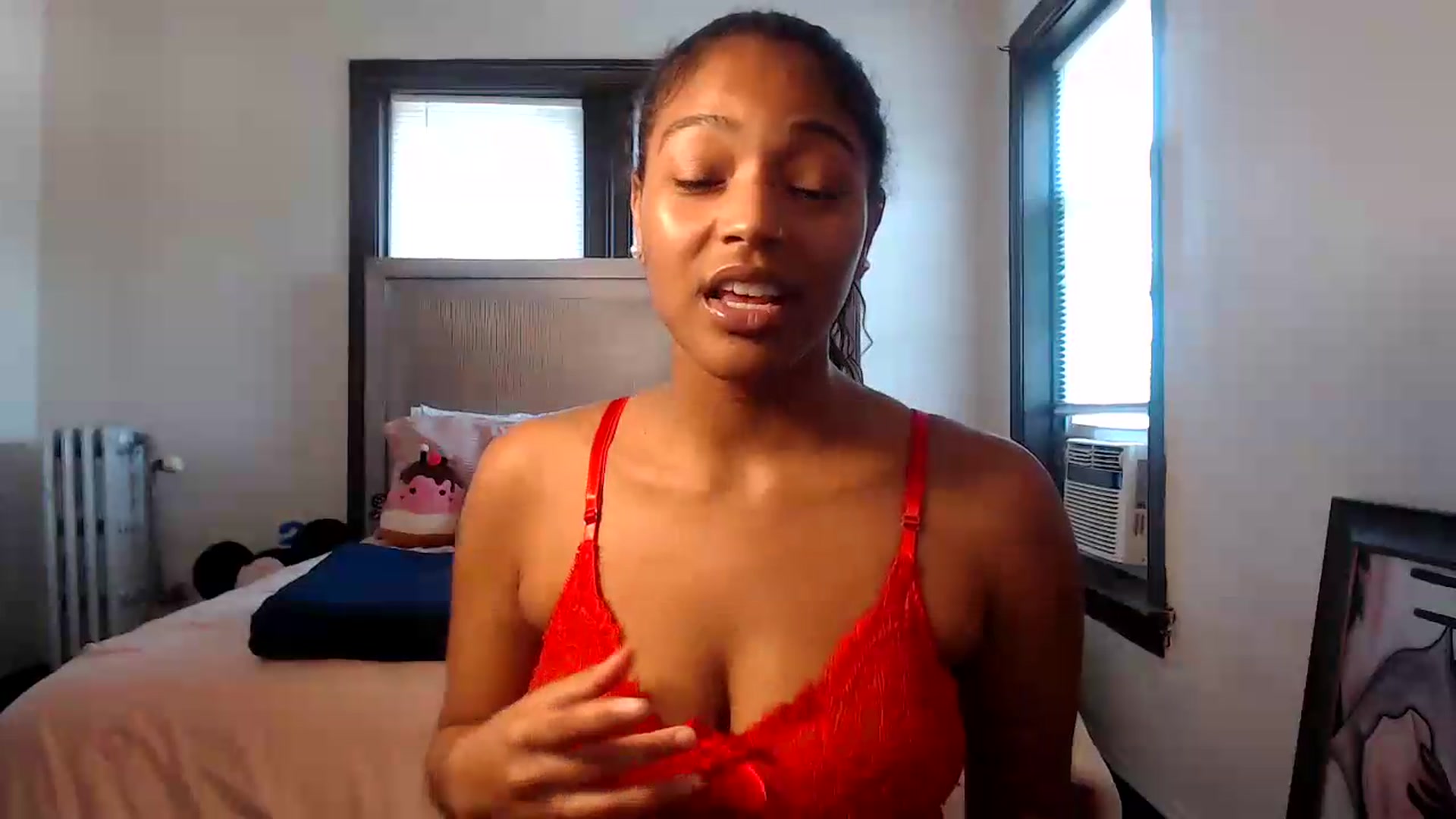Gallery image thumbnail from itsmickie's myfreecams stream on, 07/03/2026, 18:03 image 10 of 20