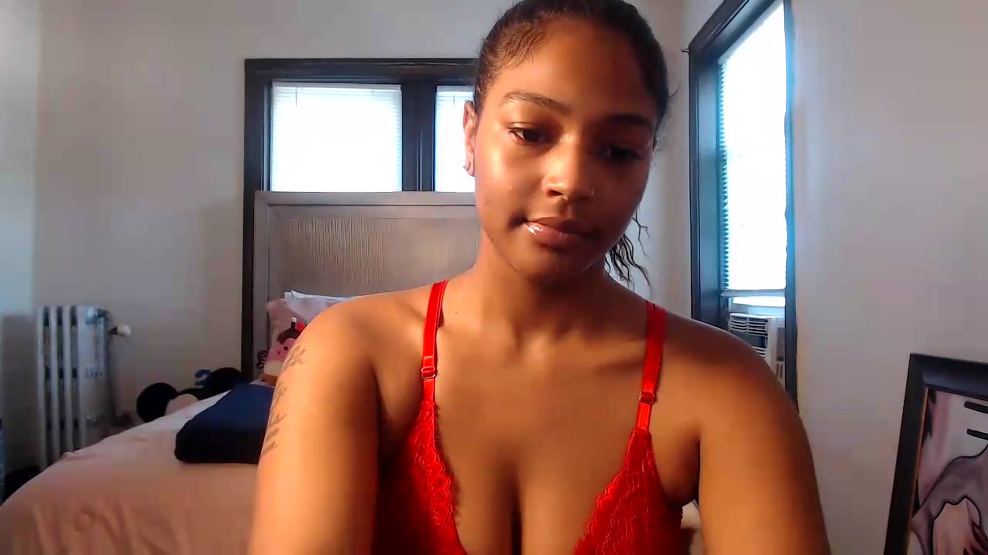 Gallery image thumbnail from itsmickie's myfreecams stream on, 07/03/2026, 18:03 image 20 of 20