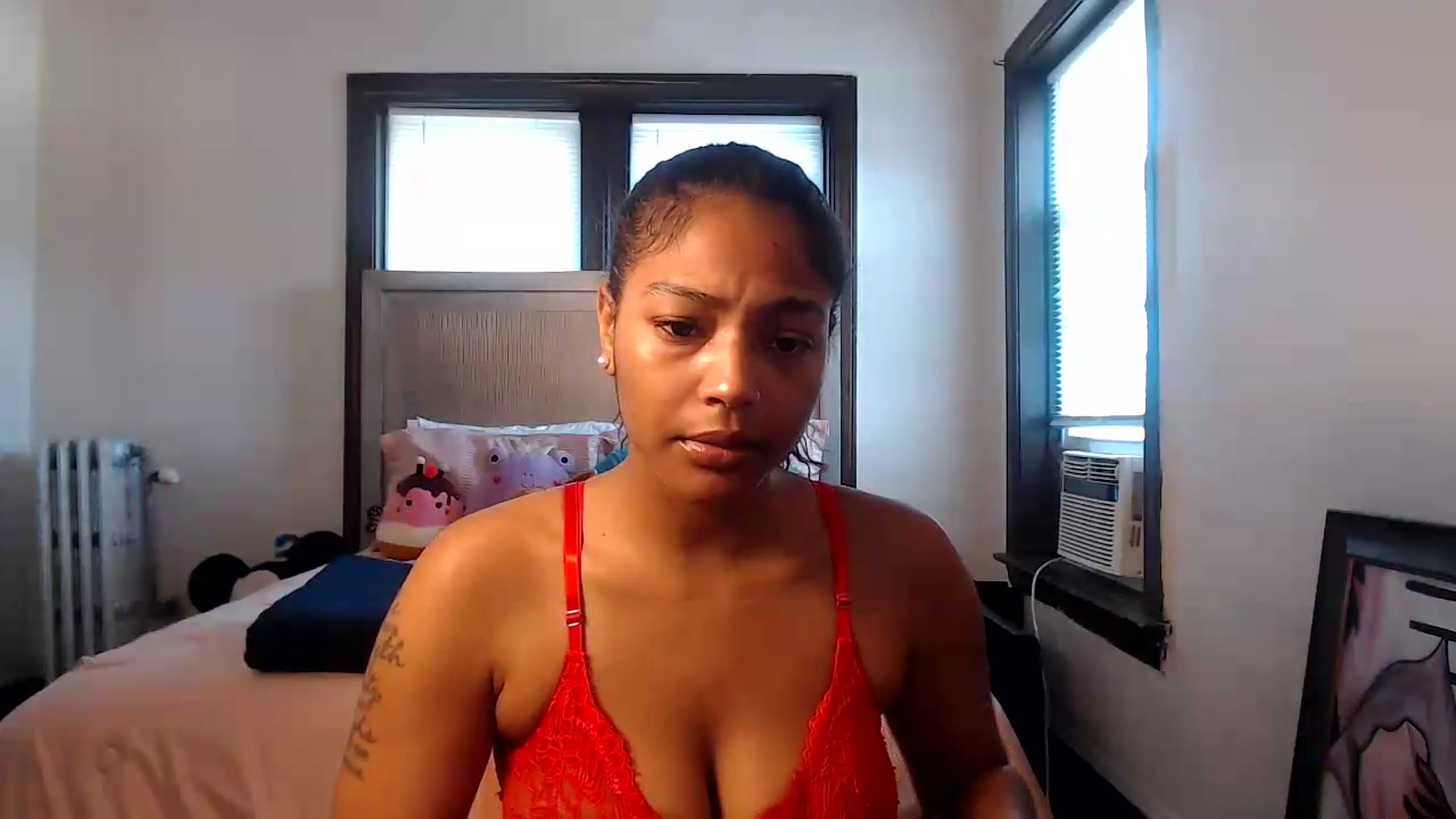 Gallery image thumbnail from itsmickie's myfreecams stream on, 07/03/2026, 18:03 image 17 of 20