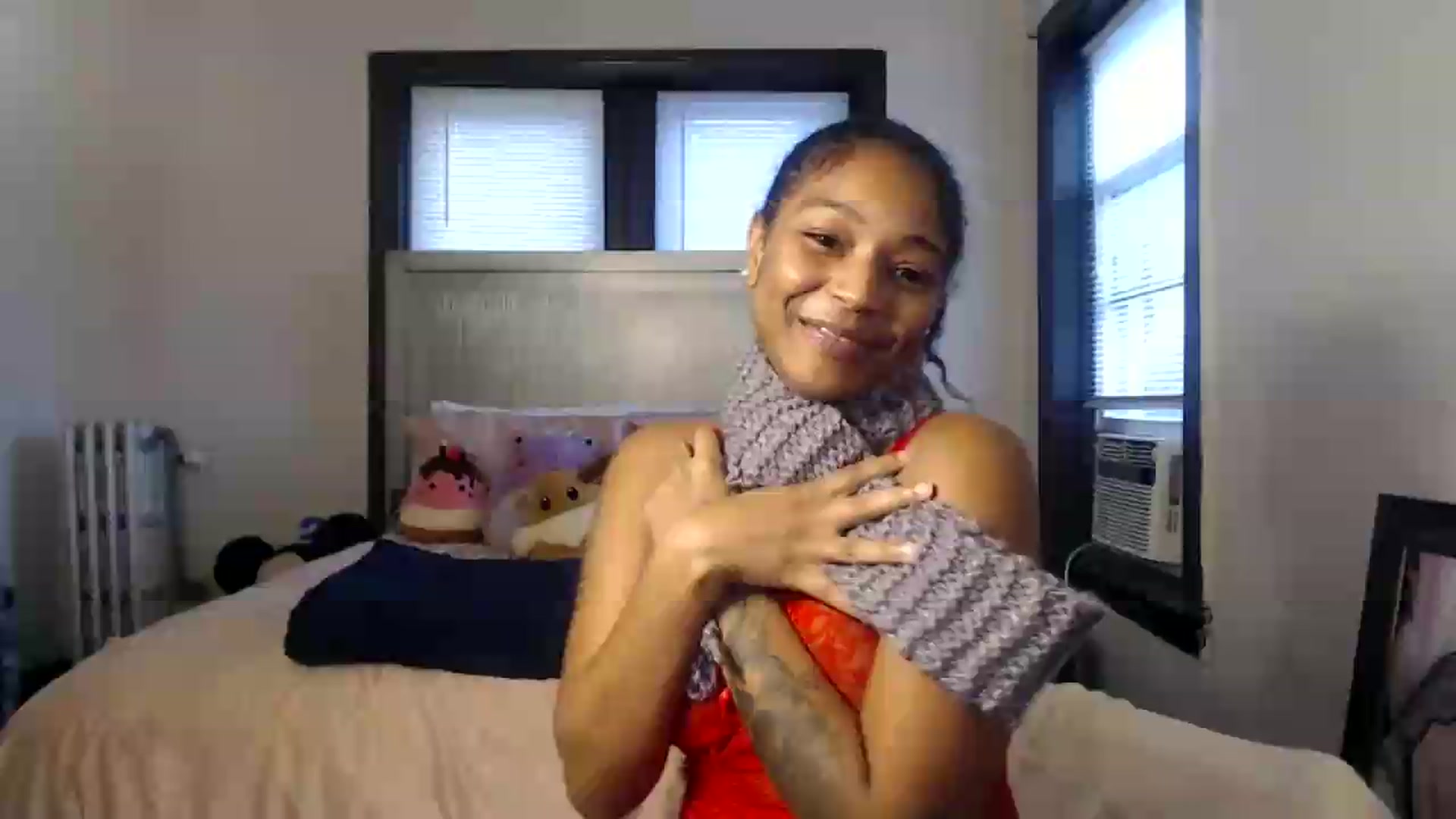 Gallery image thumbnail from itsmickie's myfreecams stream on, 07/03/2026, 19:53 image 8 of 20
