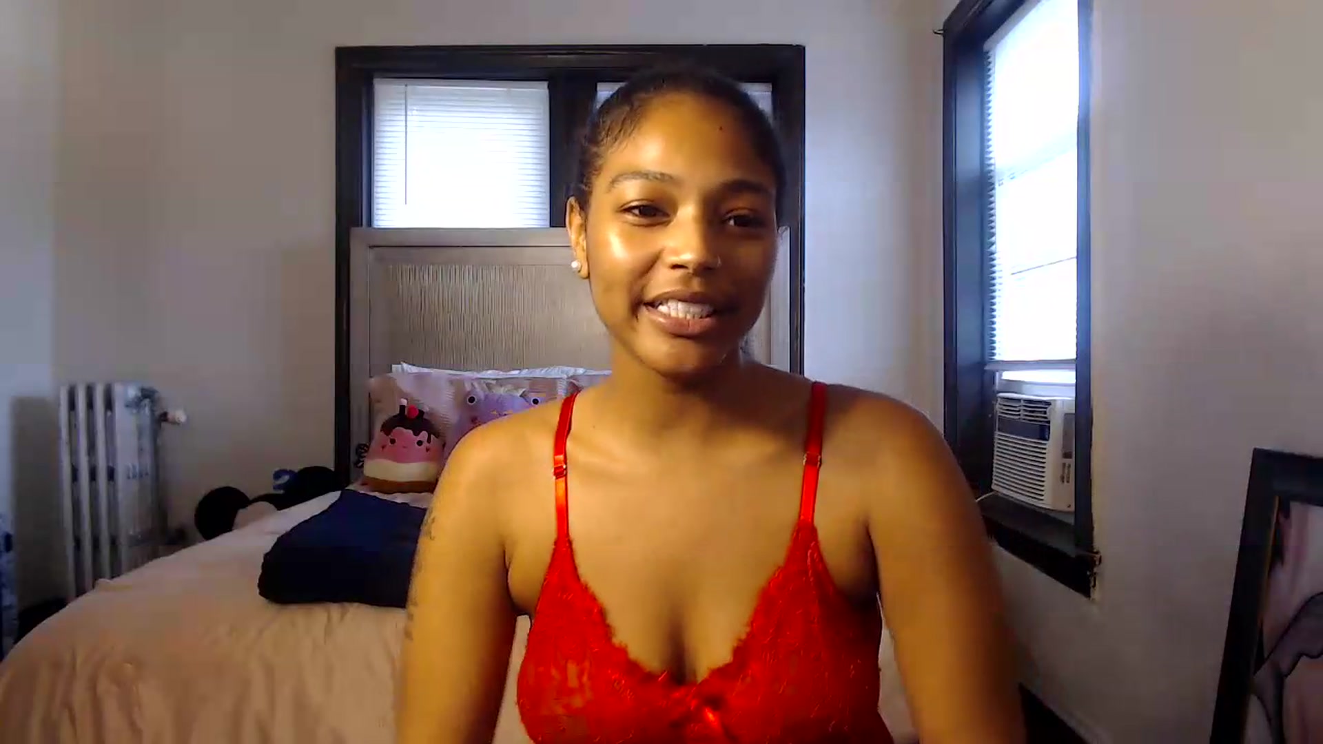 Gallery image thumbnail from itsmickie's myfreecams stream on, 07/03/2026, 19:53 image 18 of 20