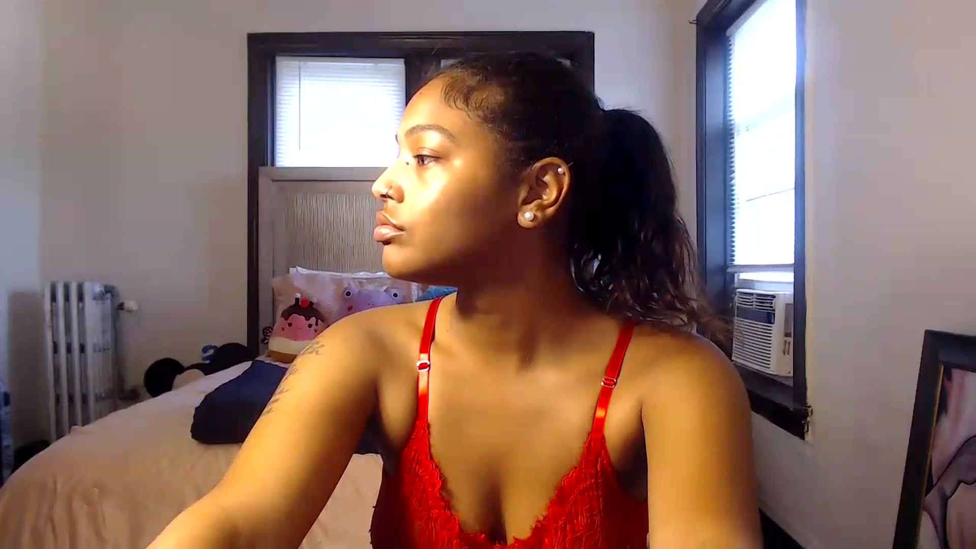 Gallery image thumbnail from itsmickie's myfreecams stream on, 07/03/2026, 19:53 image 15 of 20