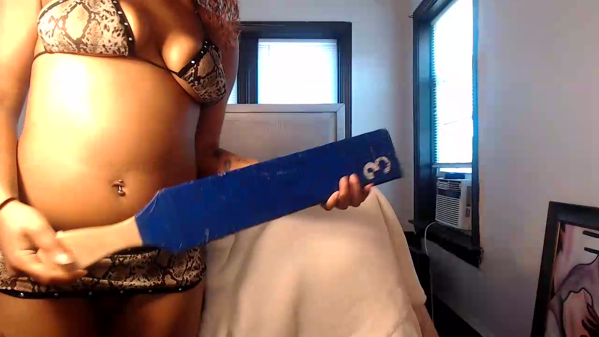 Gallery image thumbnail from itsmickie's myfreecams stream on, 07/06/2026, 18:32 image 16 of 20