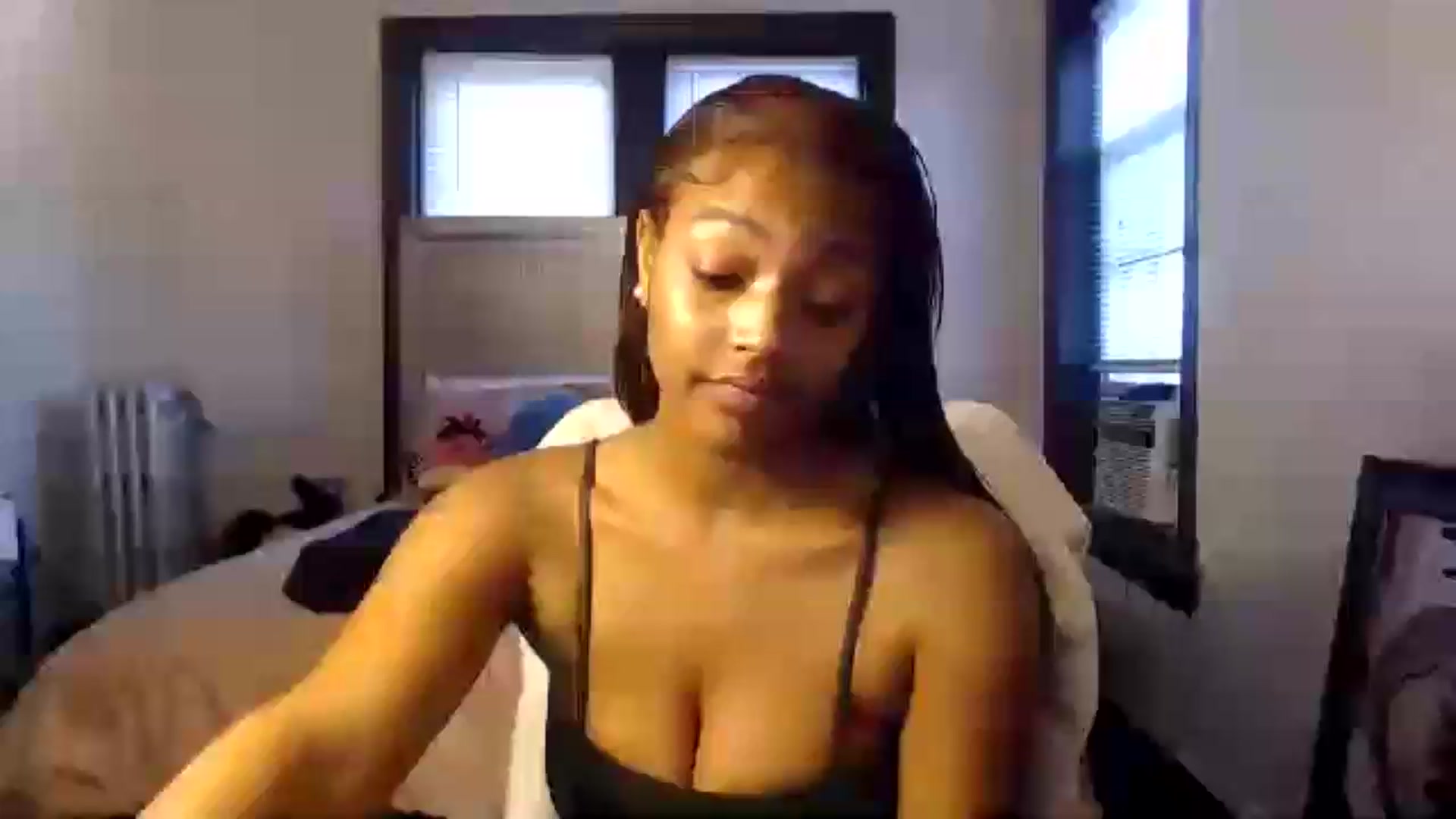 Gallery image thumbnail from itsmickie's myfreecams stream on, 07/08/2026, 24:19 image 5 of 20