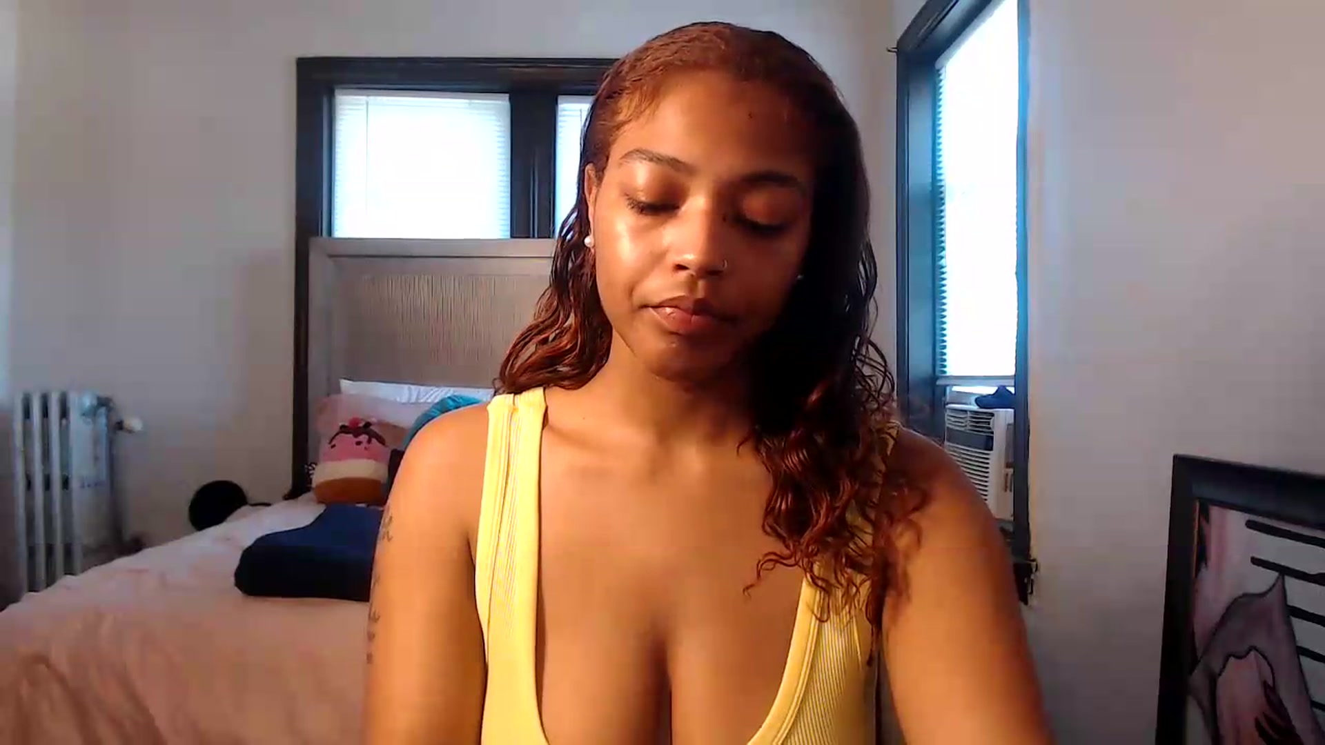 Gallery image thumbnail from itsmickie's myfreecams stream on, 07/10/2026, 18:18 image 2 of 20