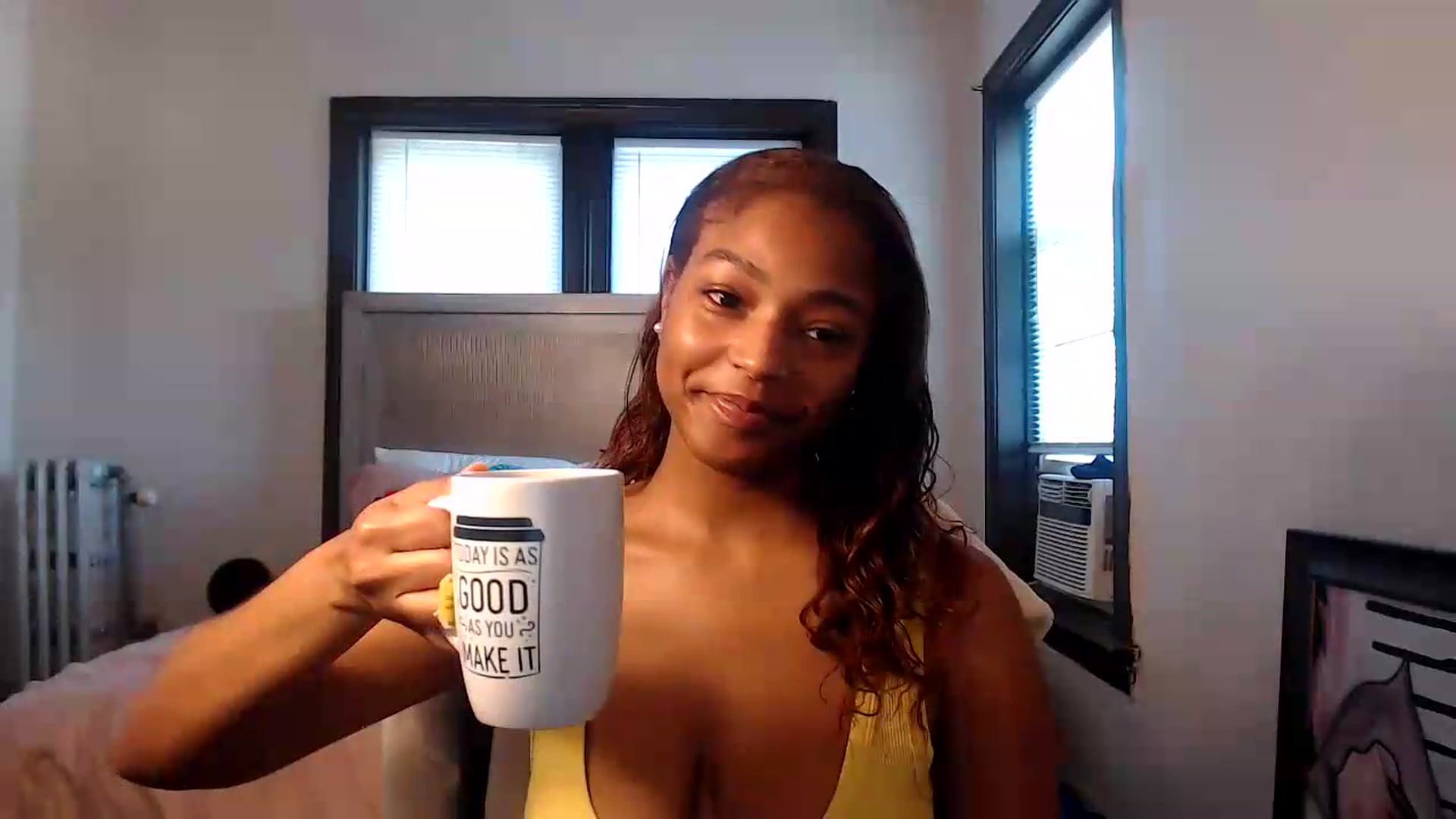 Gallery image thumbnail from itsmickie's myfreecams stream on, 07/10/2026, 19:32 image 7 of 20