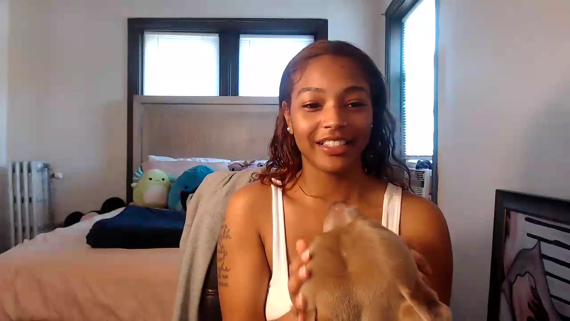 Gallery image thumbnail from itsmickie's myfreecams stream on, 07/21/2026, 18:53 image 17 of 20