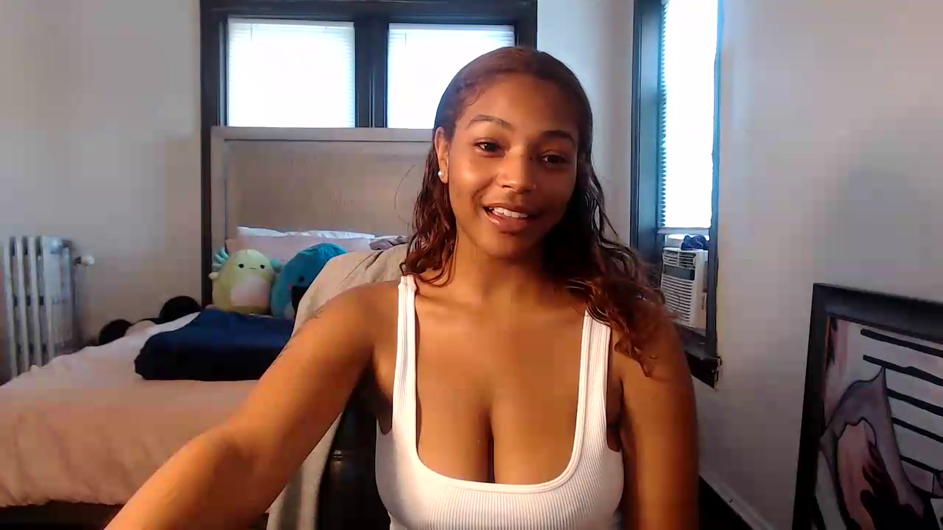 Gallery image thumbnail from itsmickie's myfreecams stream on, 07/21/2026, 19:55 image 3 of 20