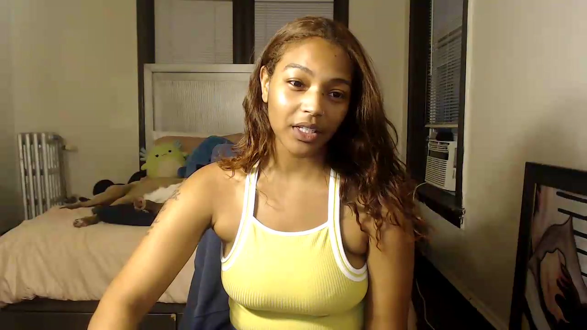 Gallery image thumbnail from itsmickie's myfreecams stream on, 08/04/2026, 01:38 image 18 of 20