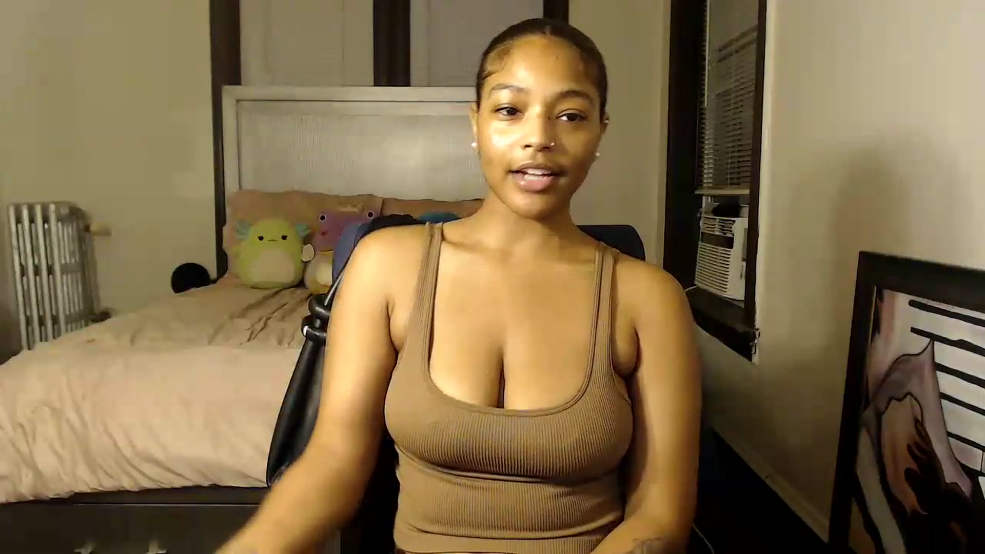 Gallery image thumbnail from itsmickie's myfreecams stream on, 08/16/2026, 02:44 image 11 of 20
