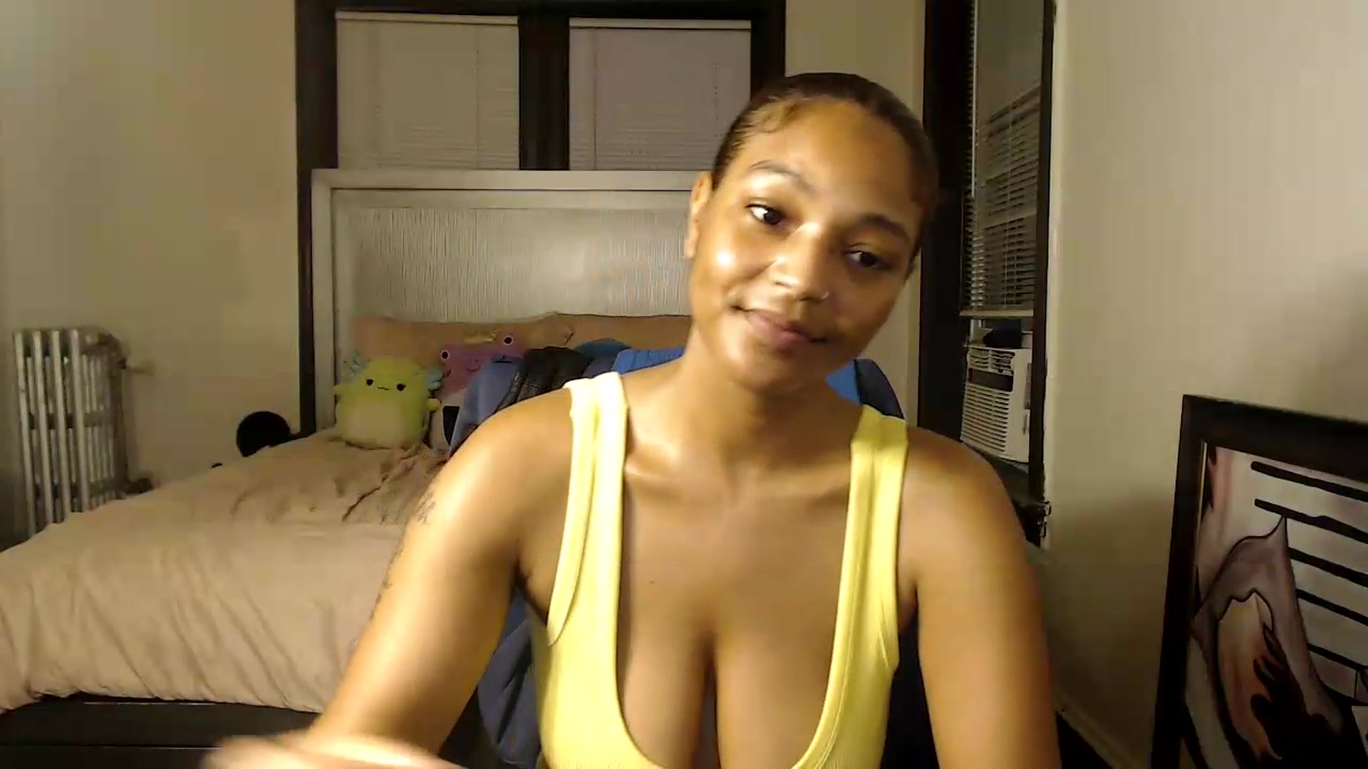 Gallery image thumbnail from itsmickie's myfreecams stream on, 08/20/2026, 02:08 image 3 of 20