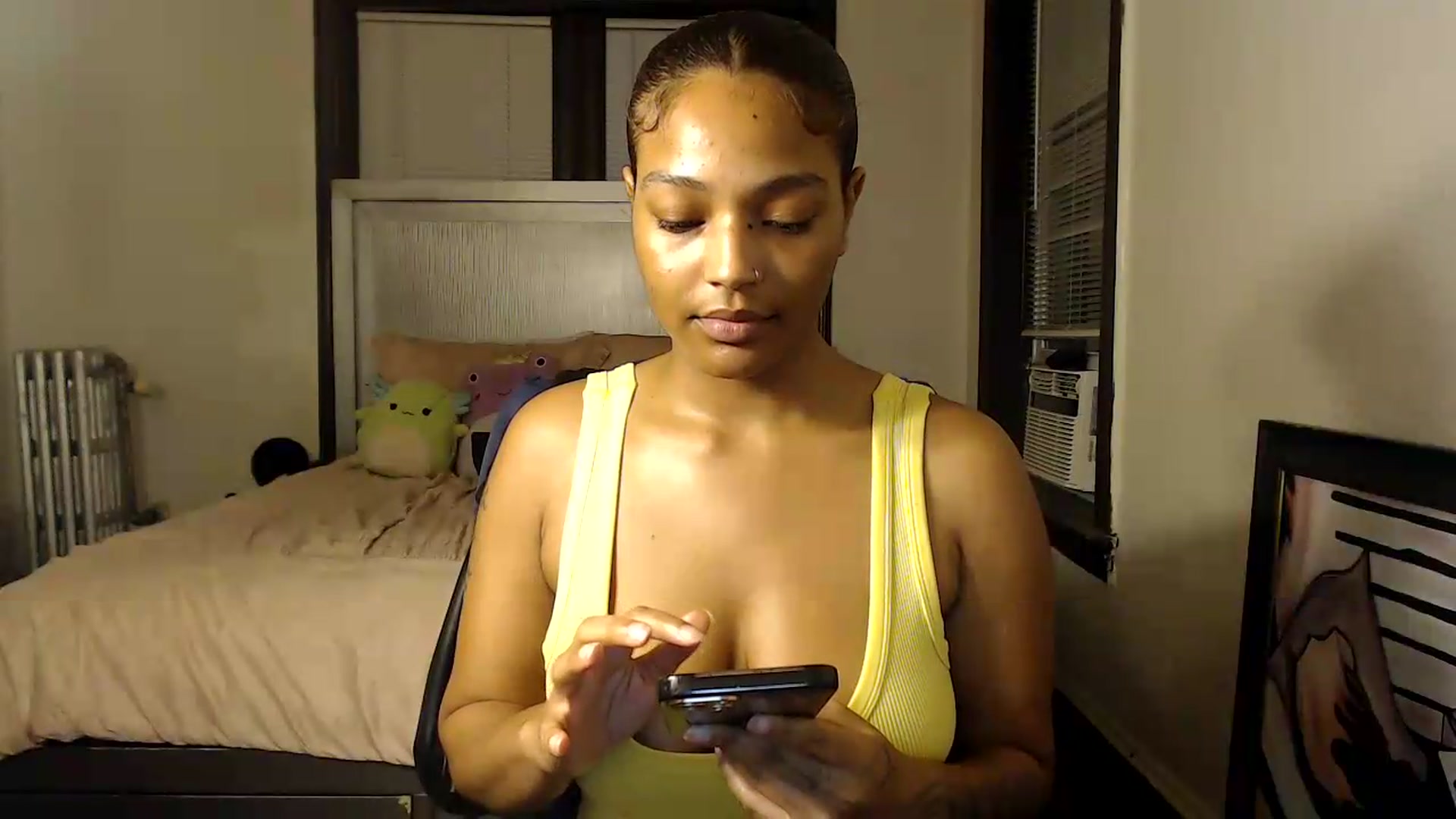 Gallery image thumbnail from itsmickie's myfreecams stream on, 08/20/2026, 02:08 image 19 of 20
