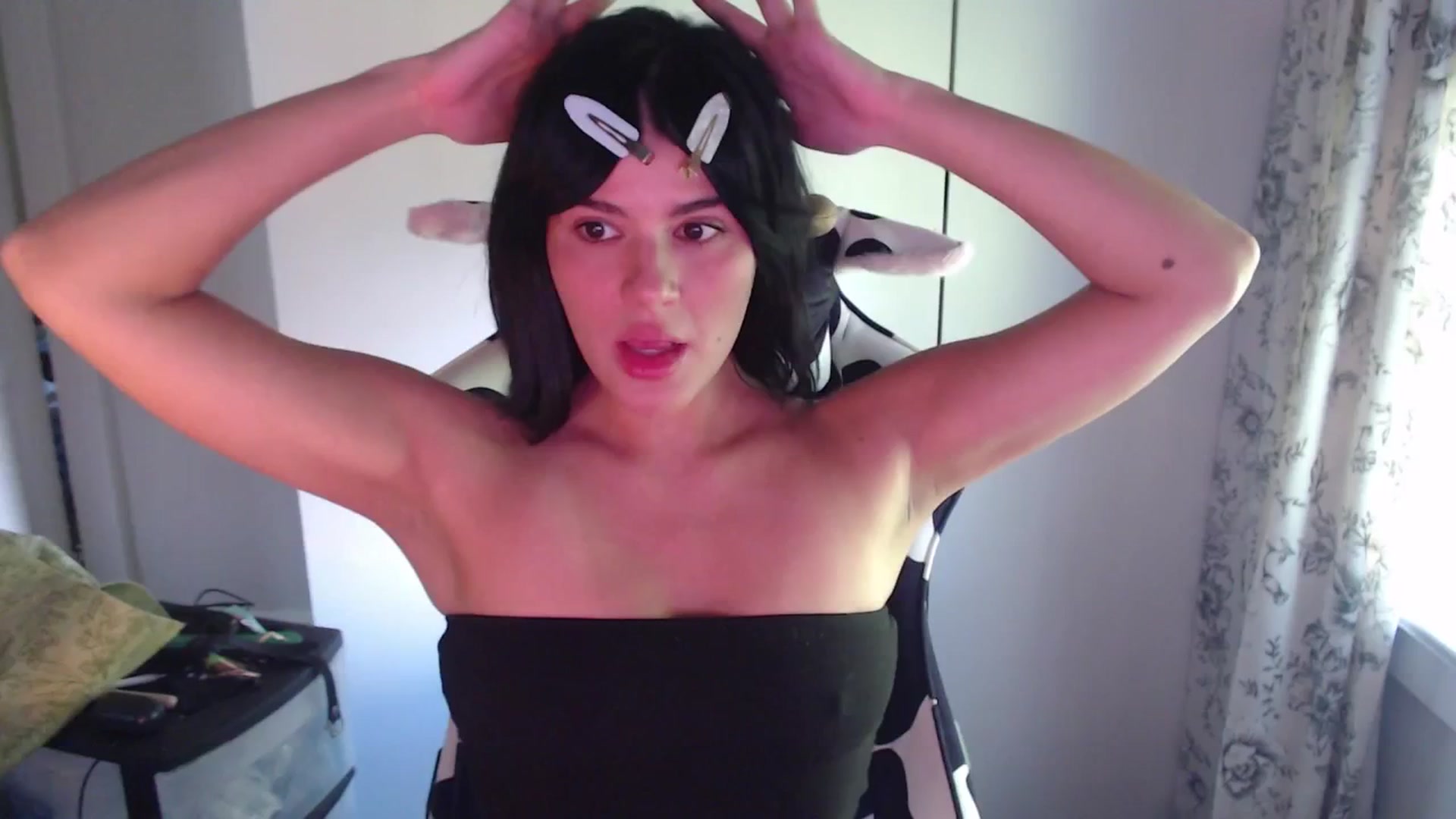 Gallery image thumbnail from itsmybirthday's myfreecams stream on, 08/16/2025, 21:43 image 20 of 20
