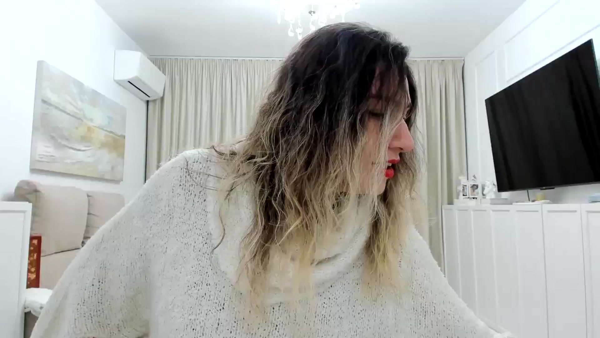Gallery image thumbnail from itwas_eve's myfreecams stream on, 12/14/2024, 23:04 image 5 of 20