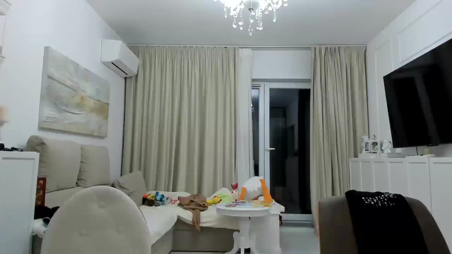 Gallery image thumbnail from itwas_eve's myfreecams stream on, 12/15/2024, 23:08 image 9 of 20