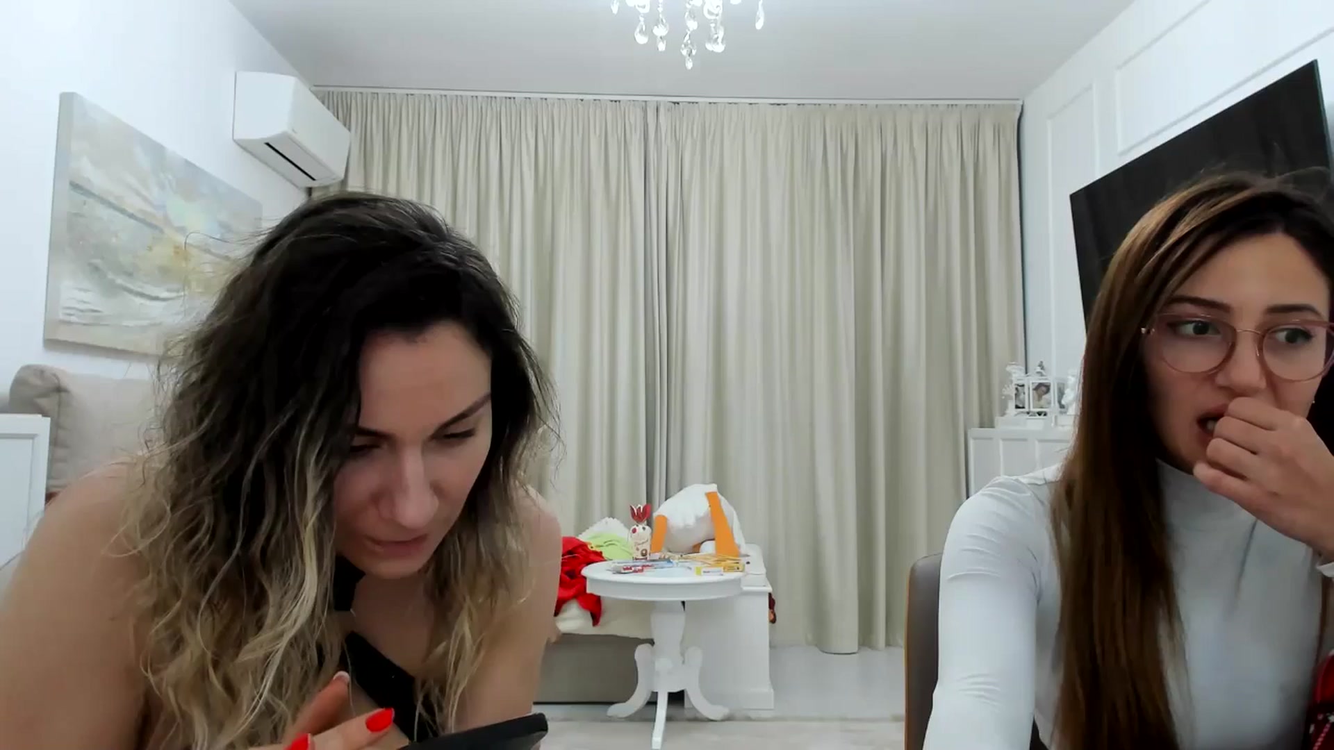 Gallery image thumbnail from itwas_eve's myfreecams stream on, 12/16/2024, 01:11 image 5 of 20