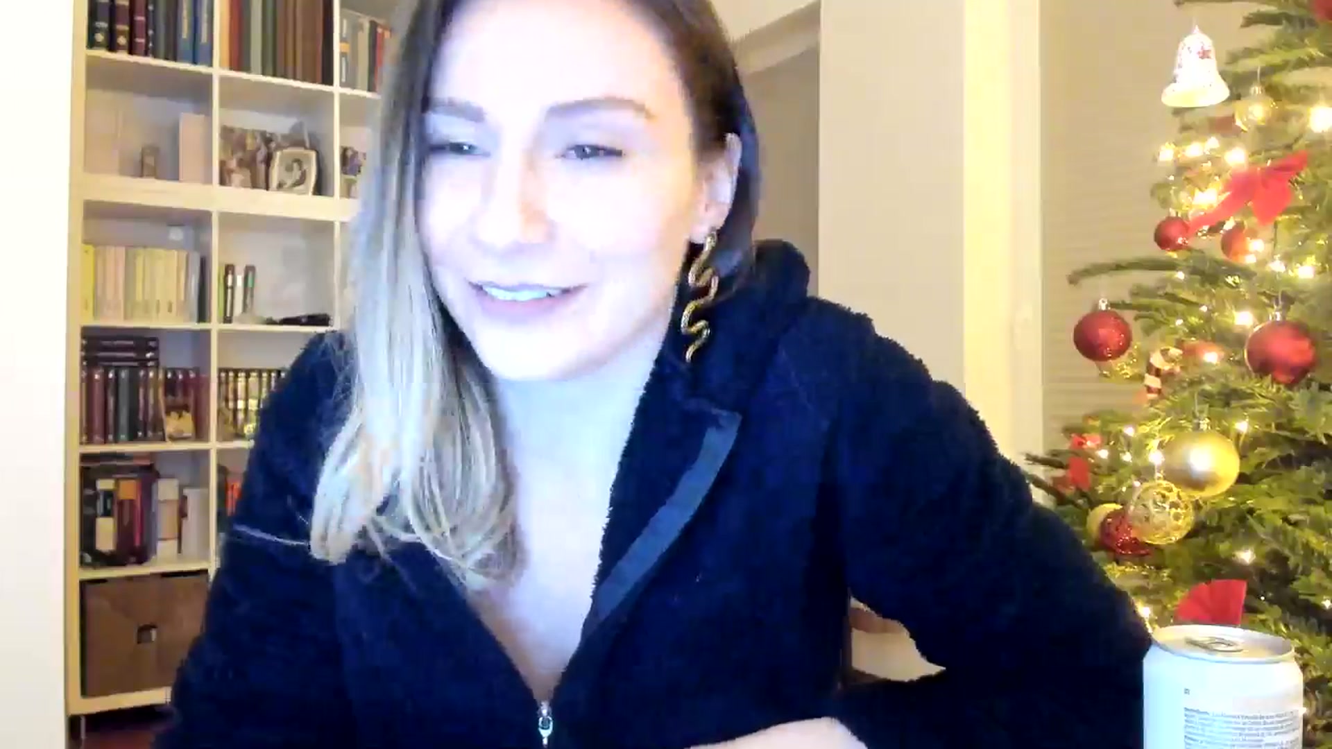 Gallery image thumbnail from itwas_eve's myfreecams stream on, 12/26/2024, 24:49 image 18 of 20
