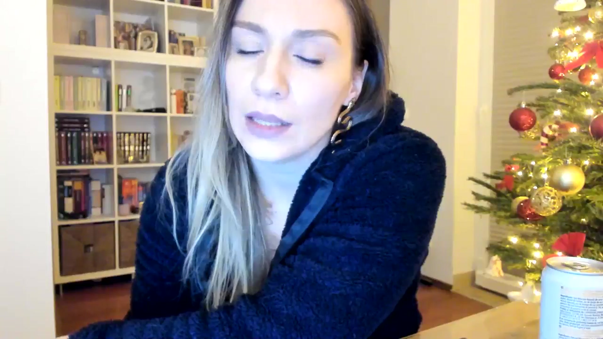 Gallery image thumbnail from itwas_eve's myfreecams stream on, 12/26/2024, 24:49 image 19 of 20