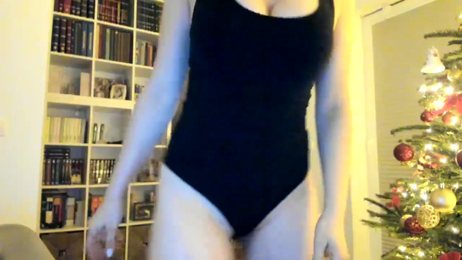 Gallery image thumbnail from itwas_eve's myfreecams stream on, 12/27/2024, 24:11 image 6 of 20
