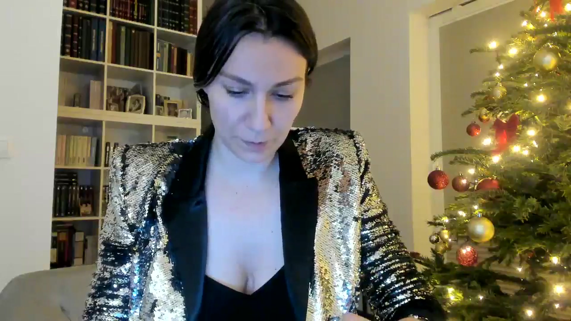 Gallery image thumbnail from itwas_eve's myfreecams stream on, 12/29/2024, 02:30 image 19 of 20