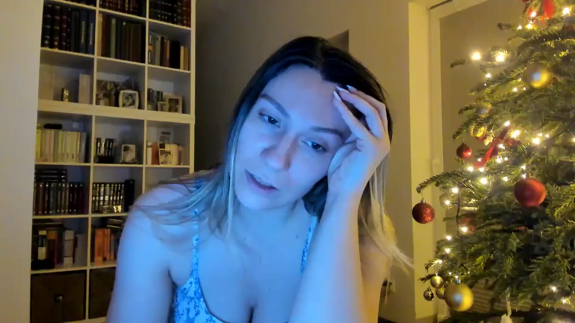 Gallery image thumbnail from itwas_eve's myfreecams stream on, 01/02/2025, 20:11 image 20 of 20