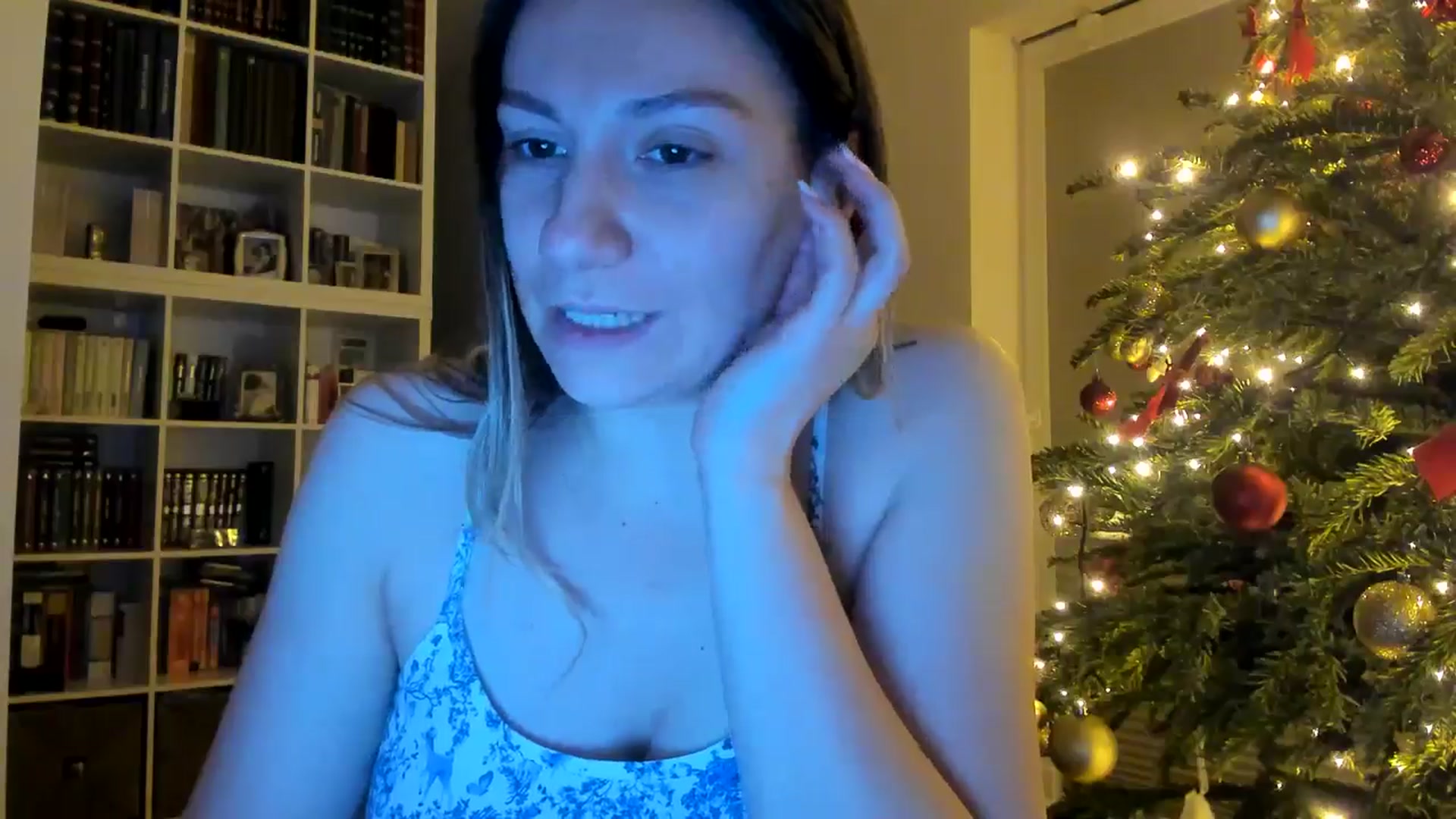 Gallery image thumbnail from itwas_eve's myfreecams stream on, 01/02/2025, 20:11 image 19 of 20