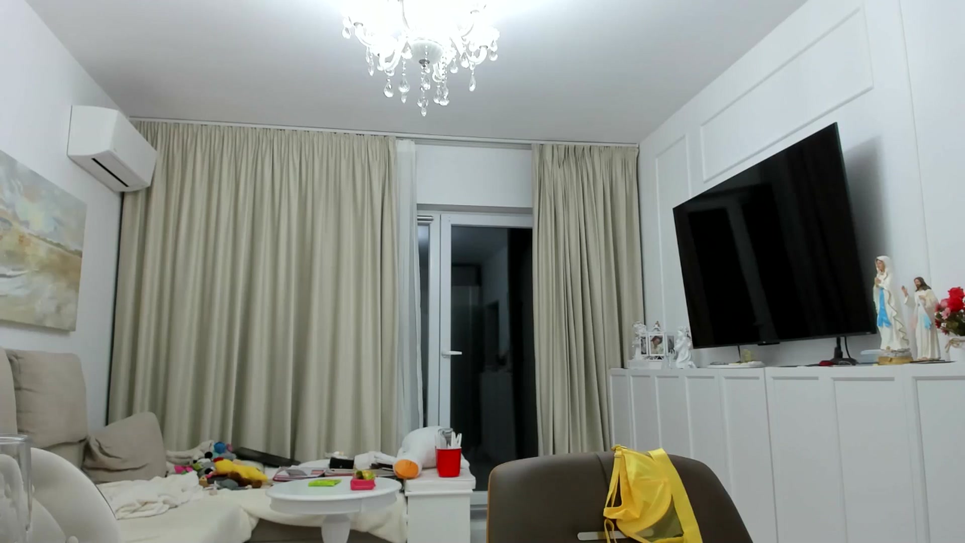 Gallery image thumbnail from itwas_eve's myfreecams stream on, 01/18/2025, 21:57 image 18 of 20