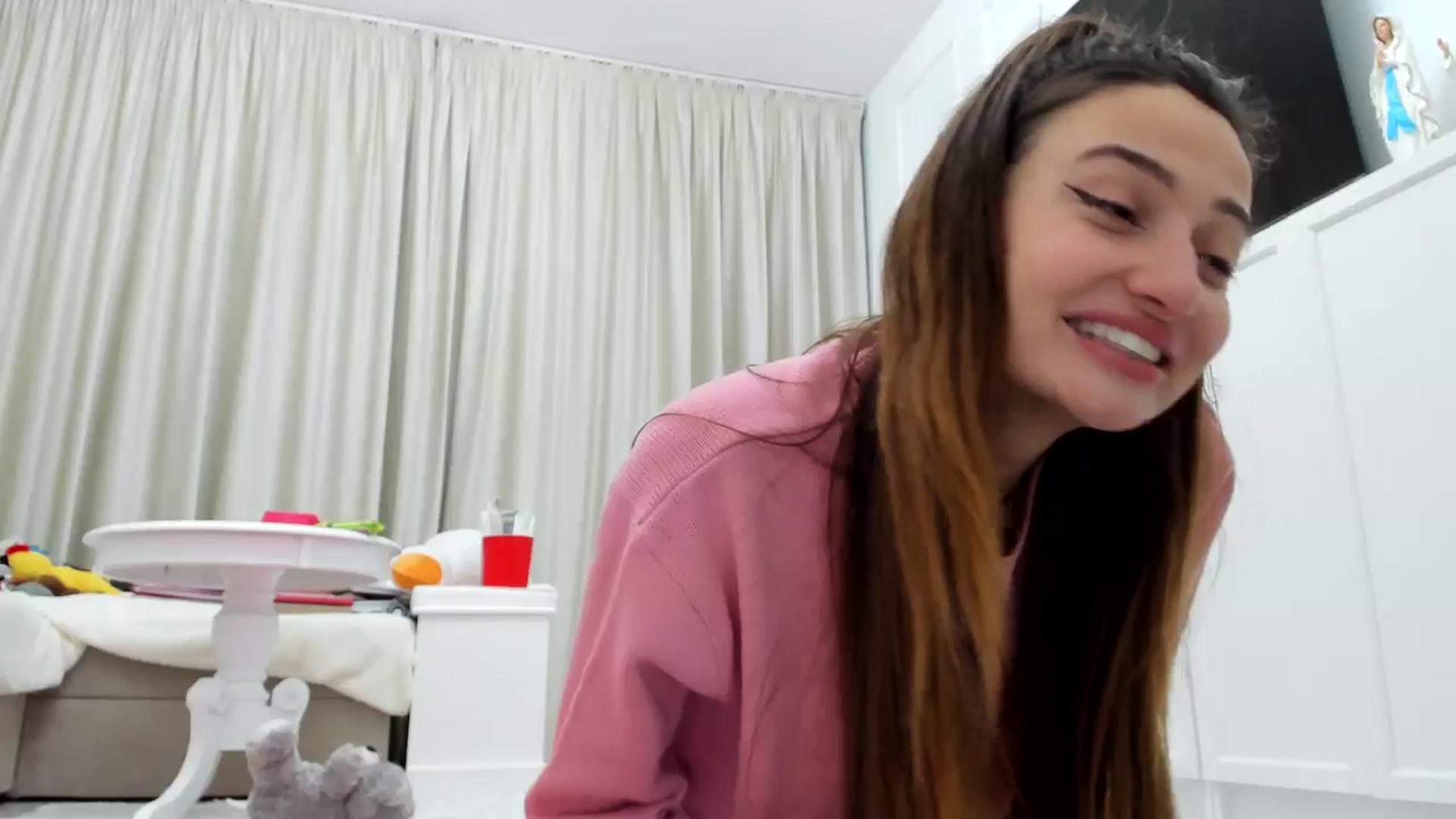 Gallery image thumbnail from itwas_eve's myfreecams stream on, 01/19/2025, 02:49 image 5 of 20
