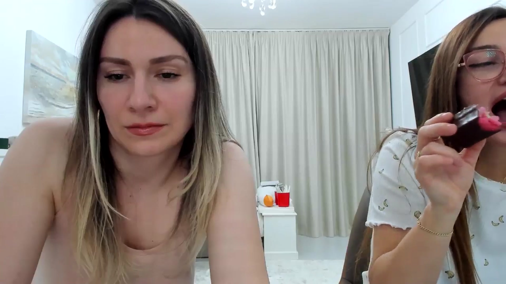 Gallery image thumbnail from itwas_eve's myfreecams stream on, 01/21/2025, 22:18 image 4 of 20