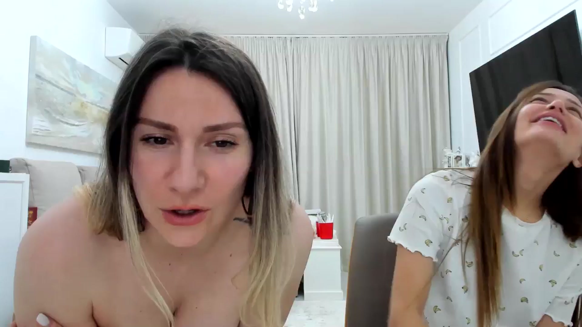 Gallery image thumbnail from itwas_eve's myfreecams stream on, 01/21/2025, 23:11 image 8 of 20