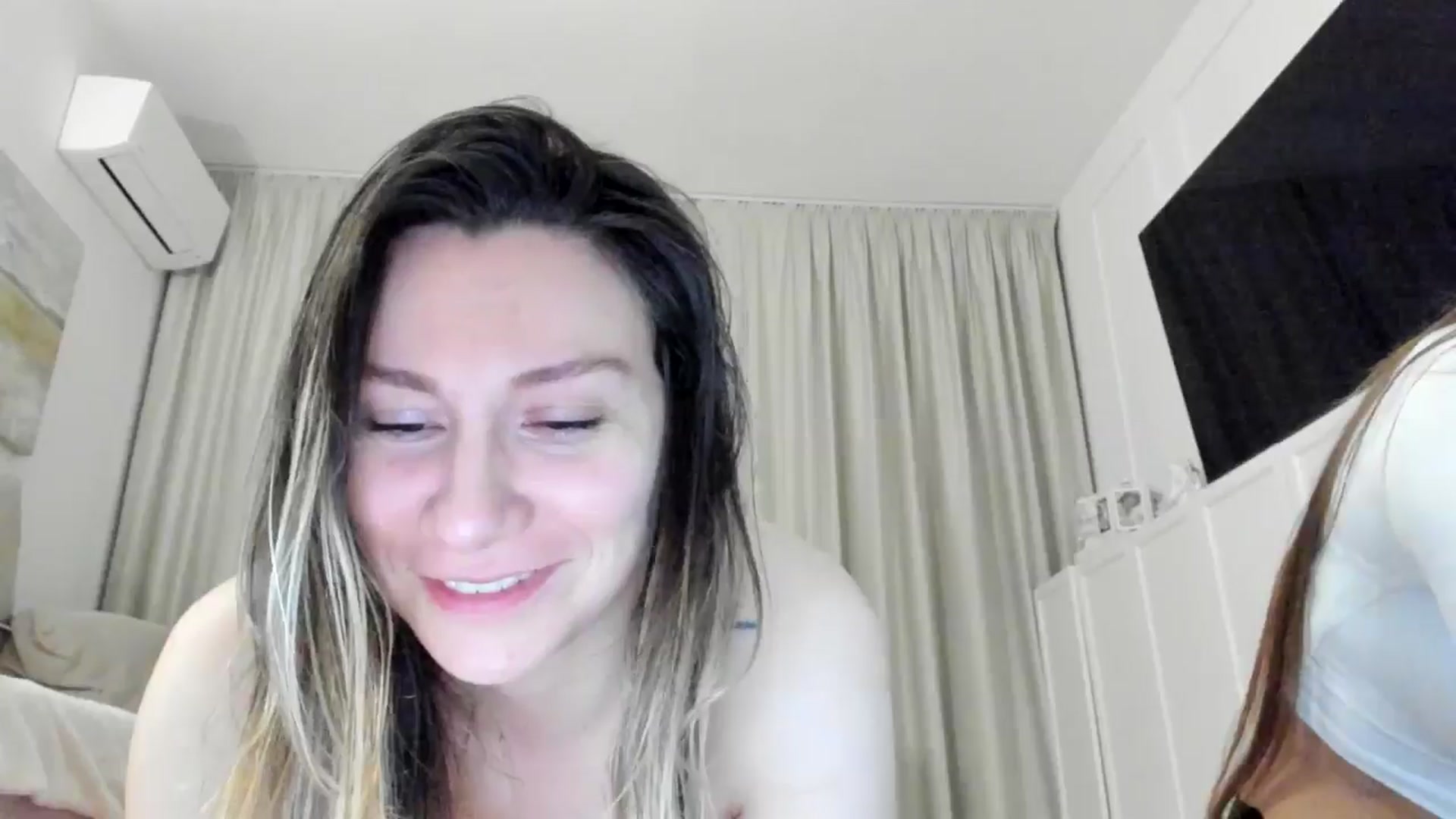 Gallery image thumbnail from itwas_eve's myfreecams stream on, 01/23/2025, 03:02 image 8 of 20