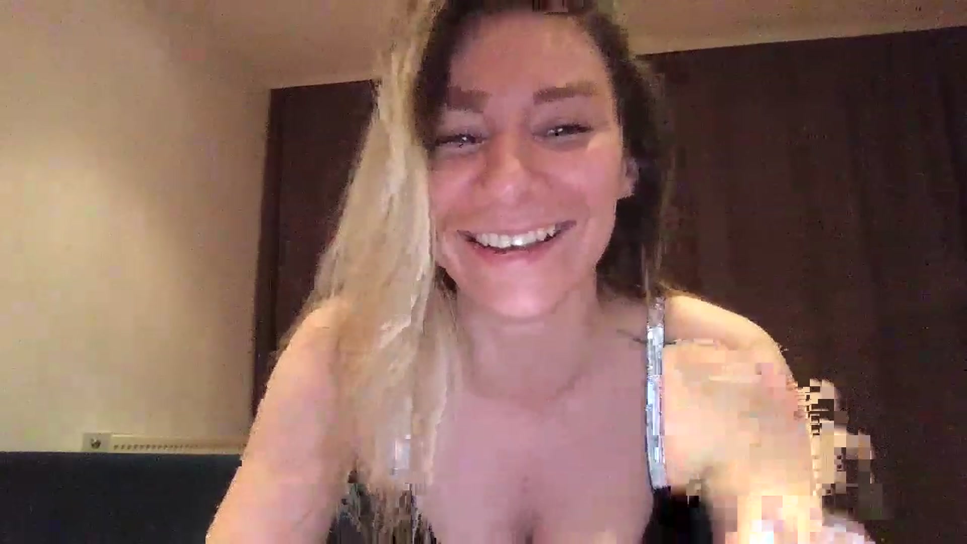 Gallery image thumbnail from itwasnt_me's myfreecams stream on, 07/22/2023, 01:34 image 5 of 20
