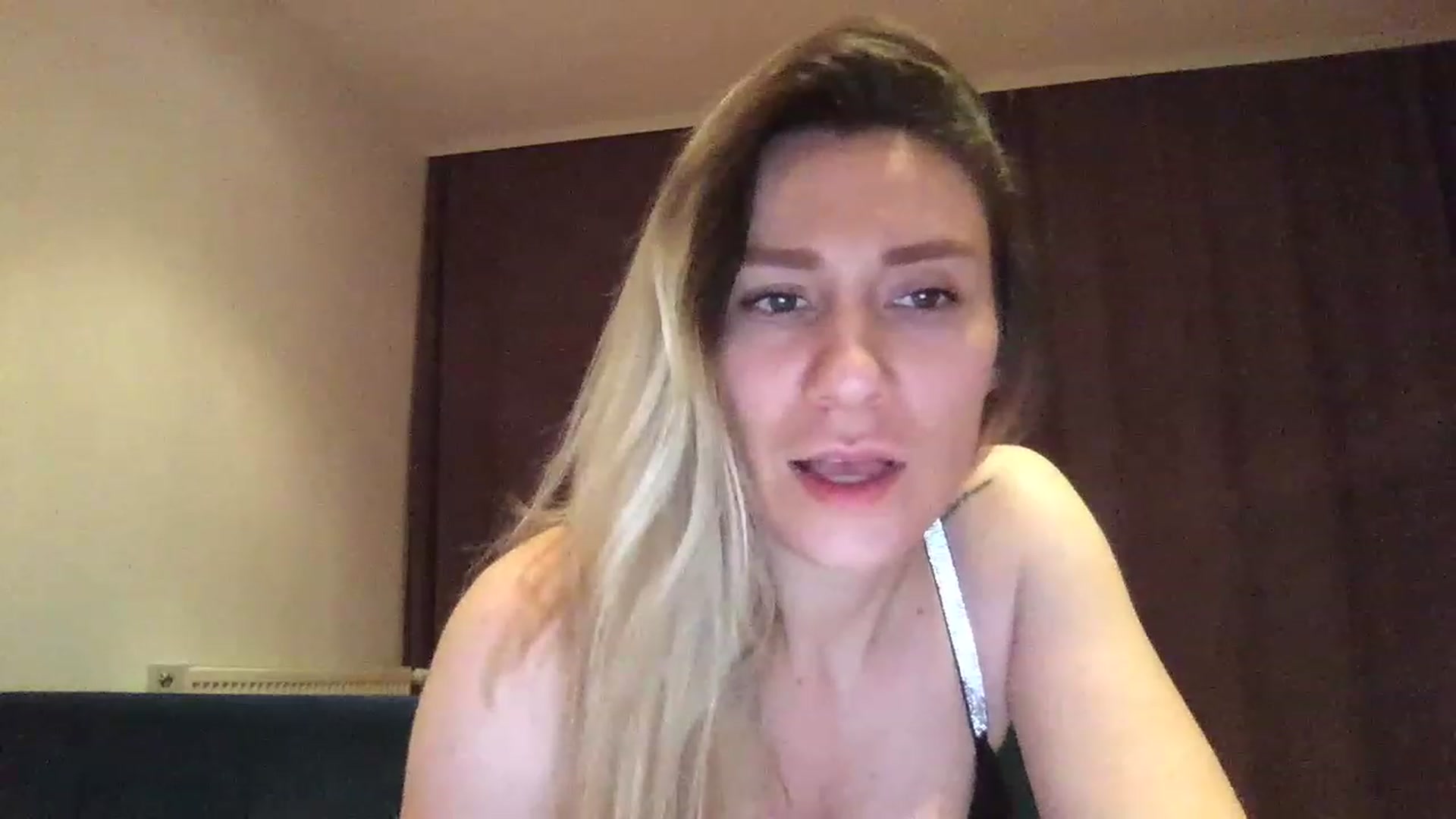 Gallery image thumbnail from itwasnt_me's myfreecams stream on, 07/22/2023, 02:06 image 16 of 20