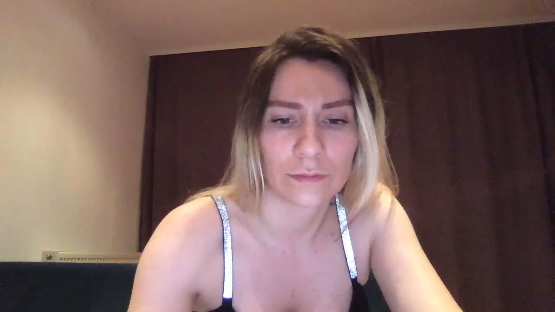 Gallery image thumbnail from itwasnt_me's myfreecams stream on, 07/22/2023, 02:06 image 15 of 20