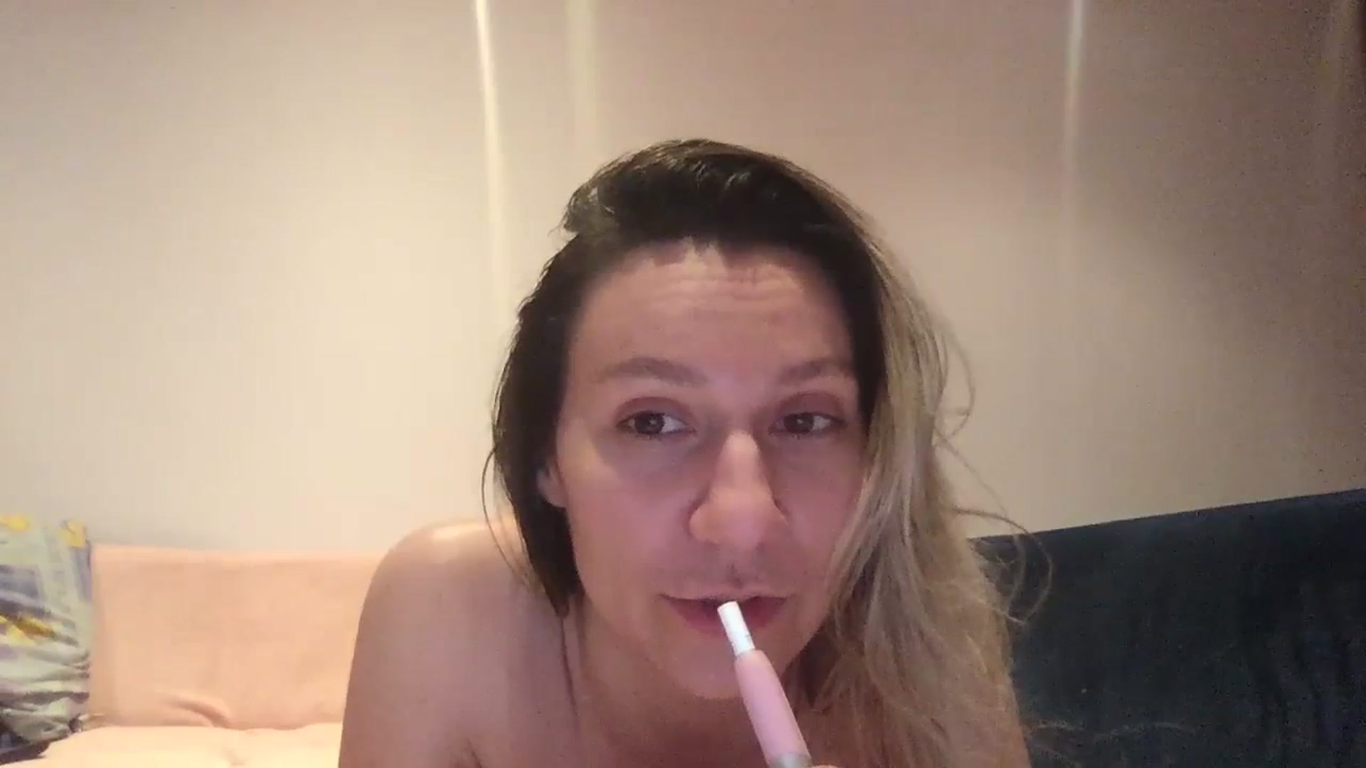 Gallery image thumbnail from itwasnt_me's myfreecams stream on, 08/25/2023, 01:41 image 18 of 20
