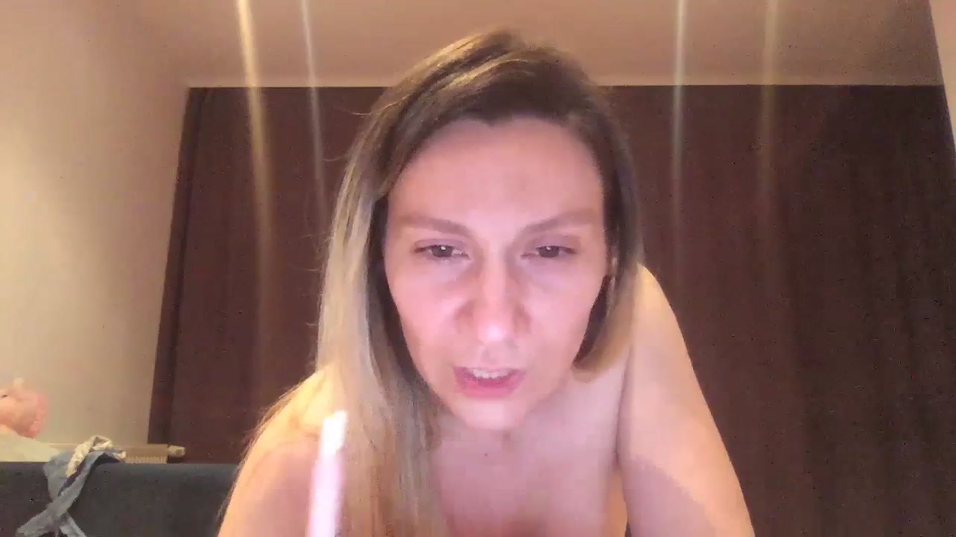 Gallery image thumbnail from itwasnt_me's myfreecams stream on, 09/09/2023, 23:11 image 16 of 20