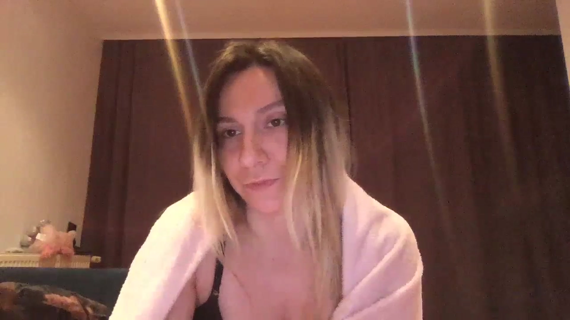Gallery image thumbnail from itwasnt_me's myfreecams stream on, 10/02/2023, 02:07 image 11 of 20