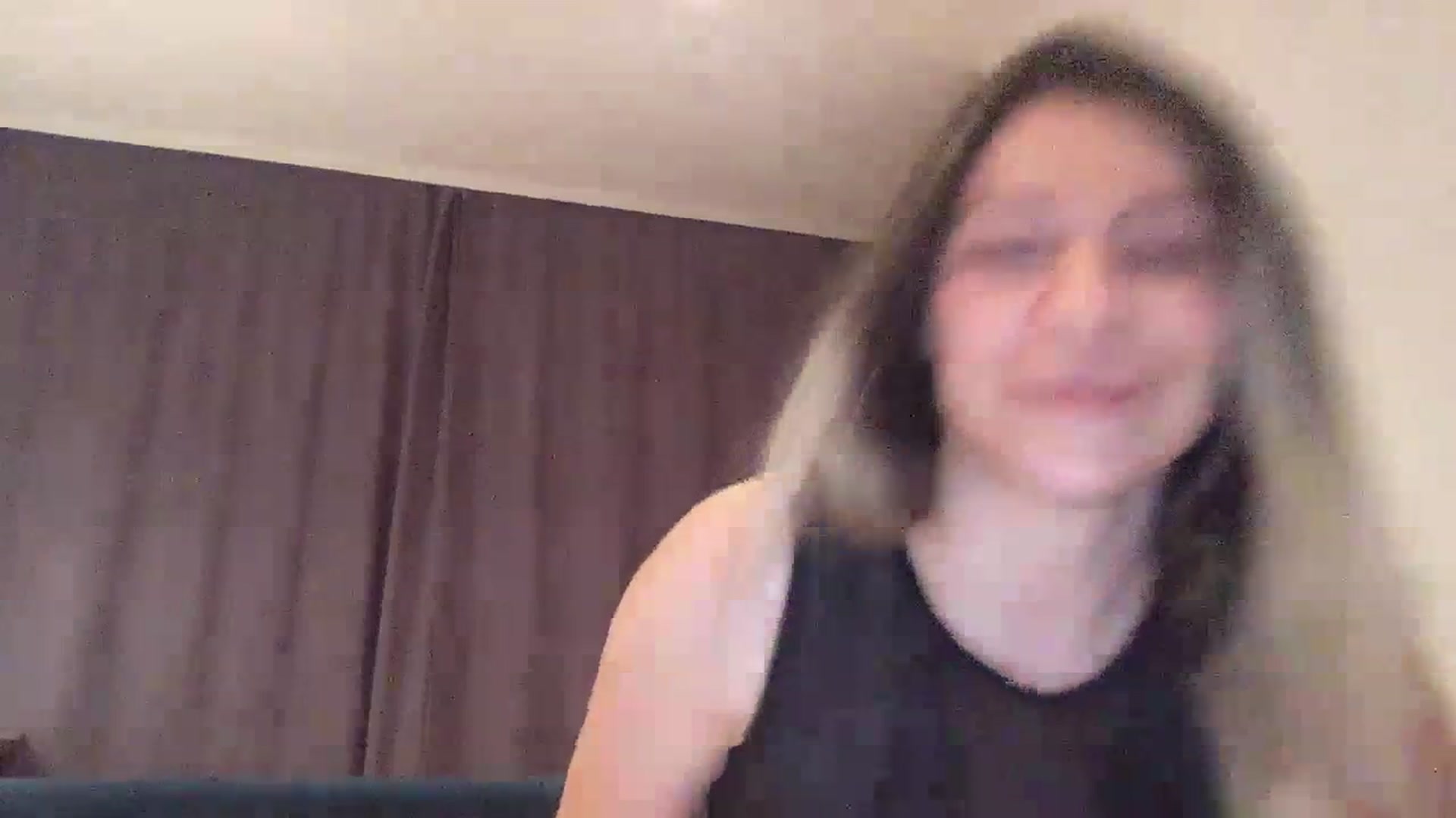 Gallery image thumbnail from itwasnt_me's myfreecams stream on, 10/23/2023, 01:50 image 9 of 20
