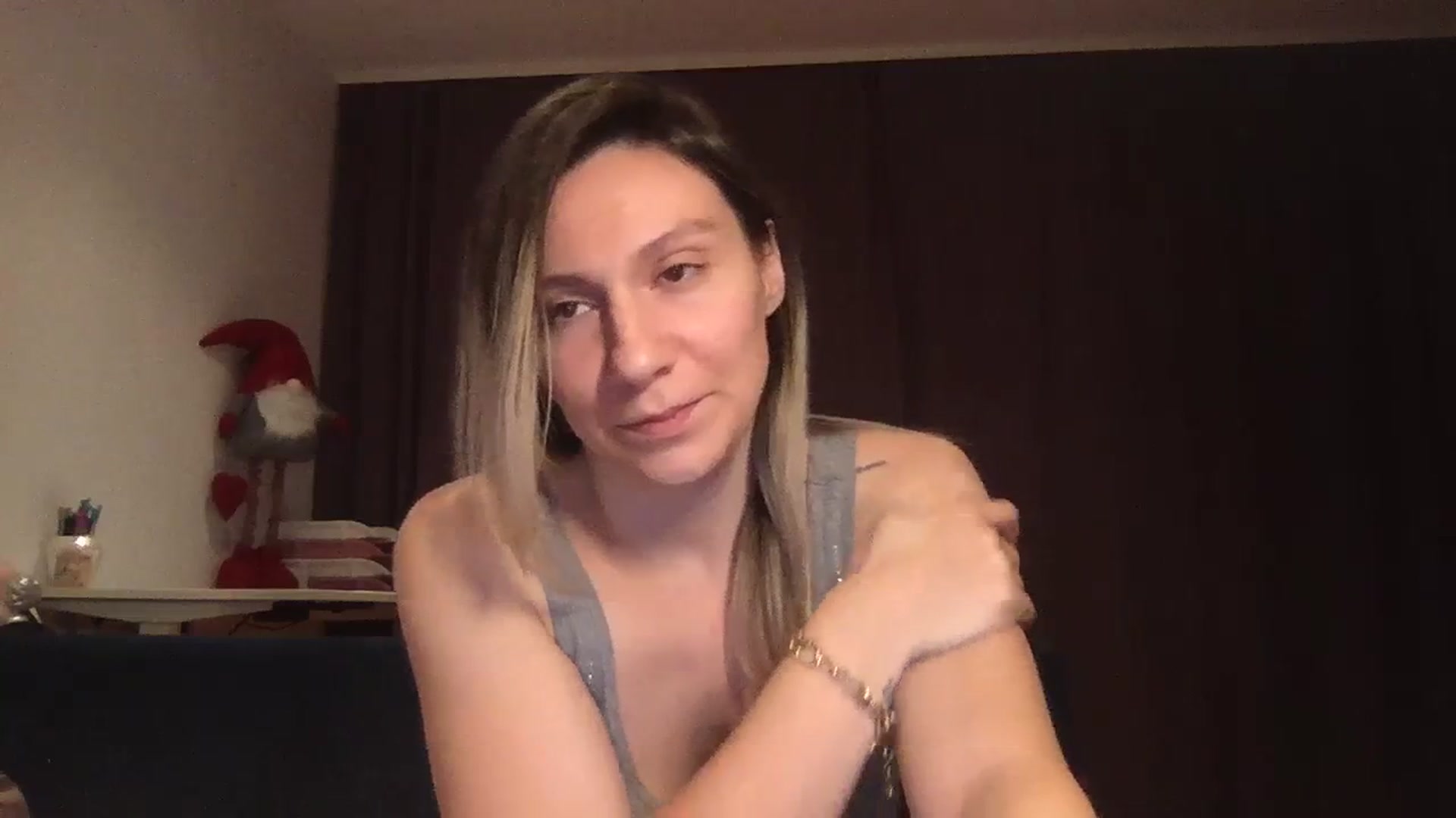Gallery image thumbnail from itwasnt_me's myfreecams stream on, 10/27/2023, 02:43 image 3 of 20