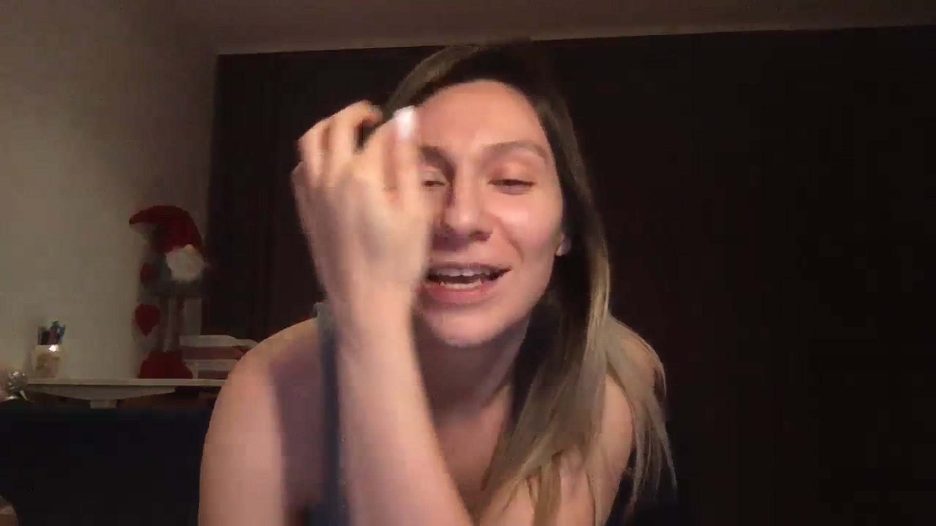 Gallery image thumbnail from itwasnt_me's myfreecams stream on, 10/27/2023, 02:43 image 12 of 20