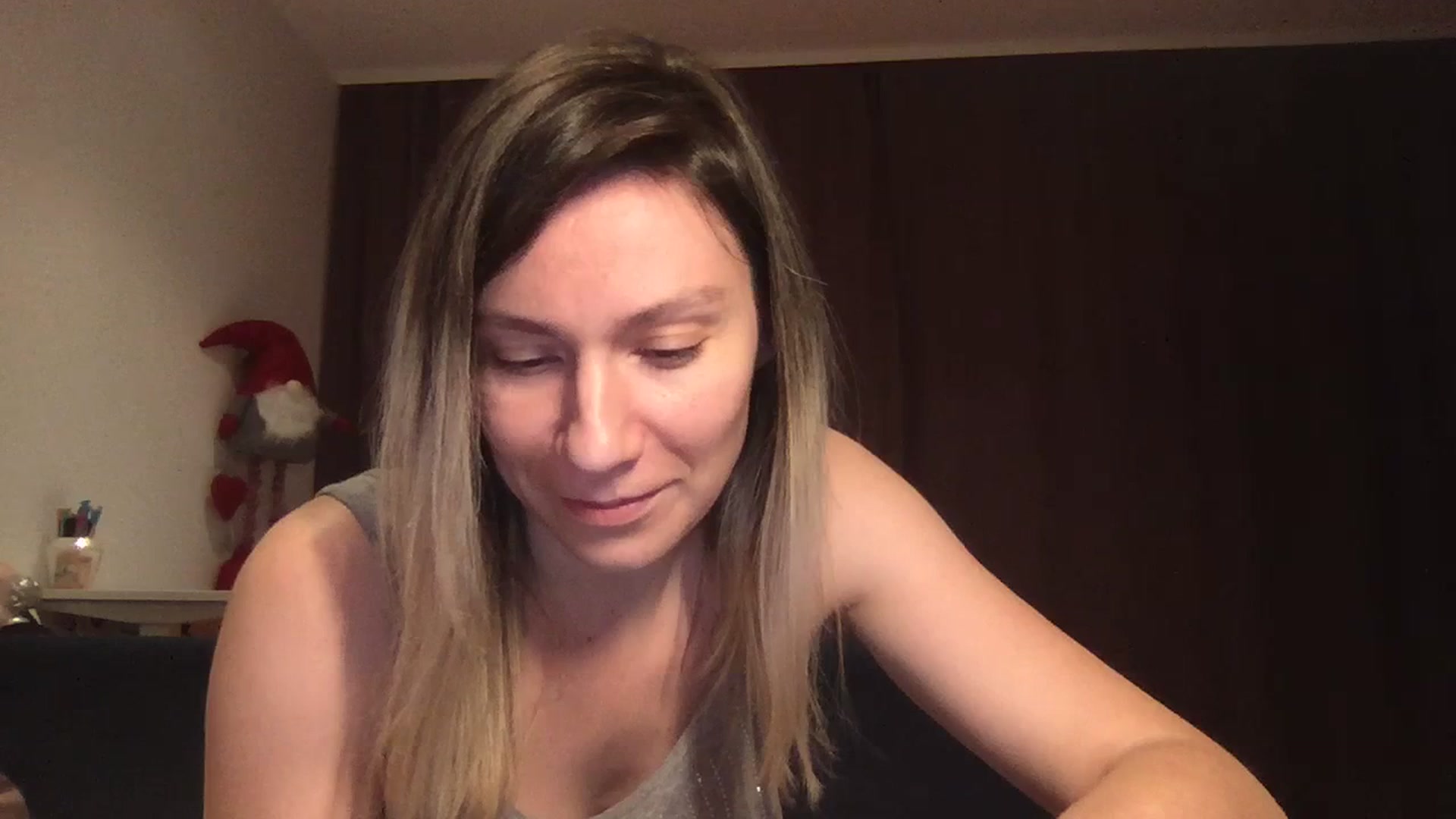 Gallery image thumbnail from itwasnt_me's myfreecams stream on, 10/27/2023, 02:43 image 9 of 20